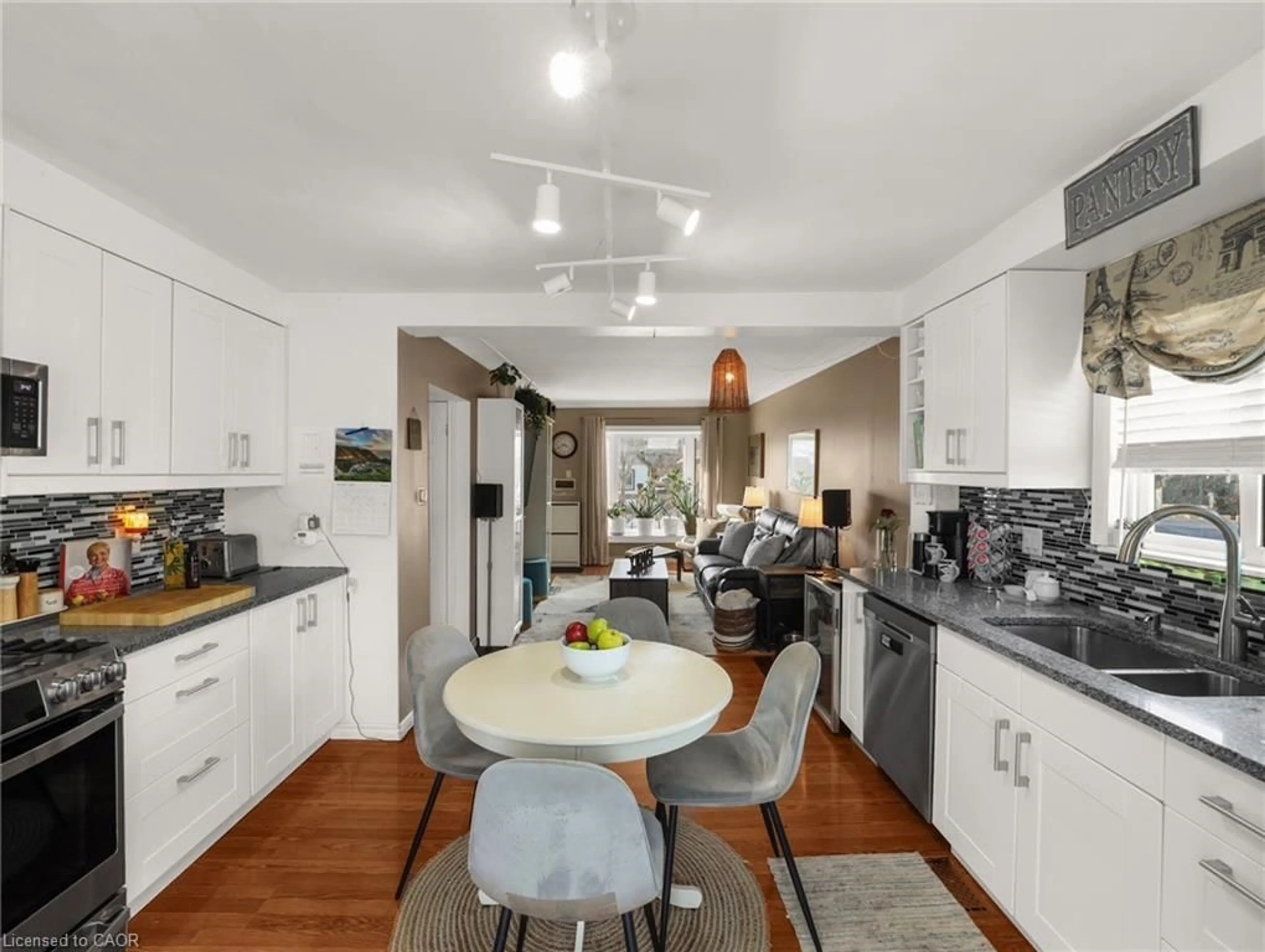 Open concept kitchen, unknown for 420 Waverly St, Hamilton Ontario L8H 6R4