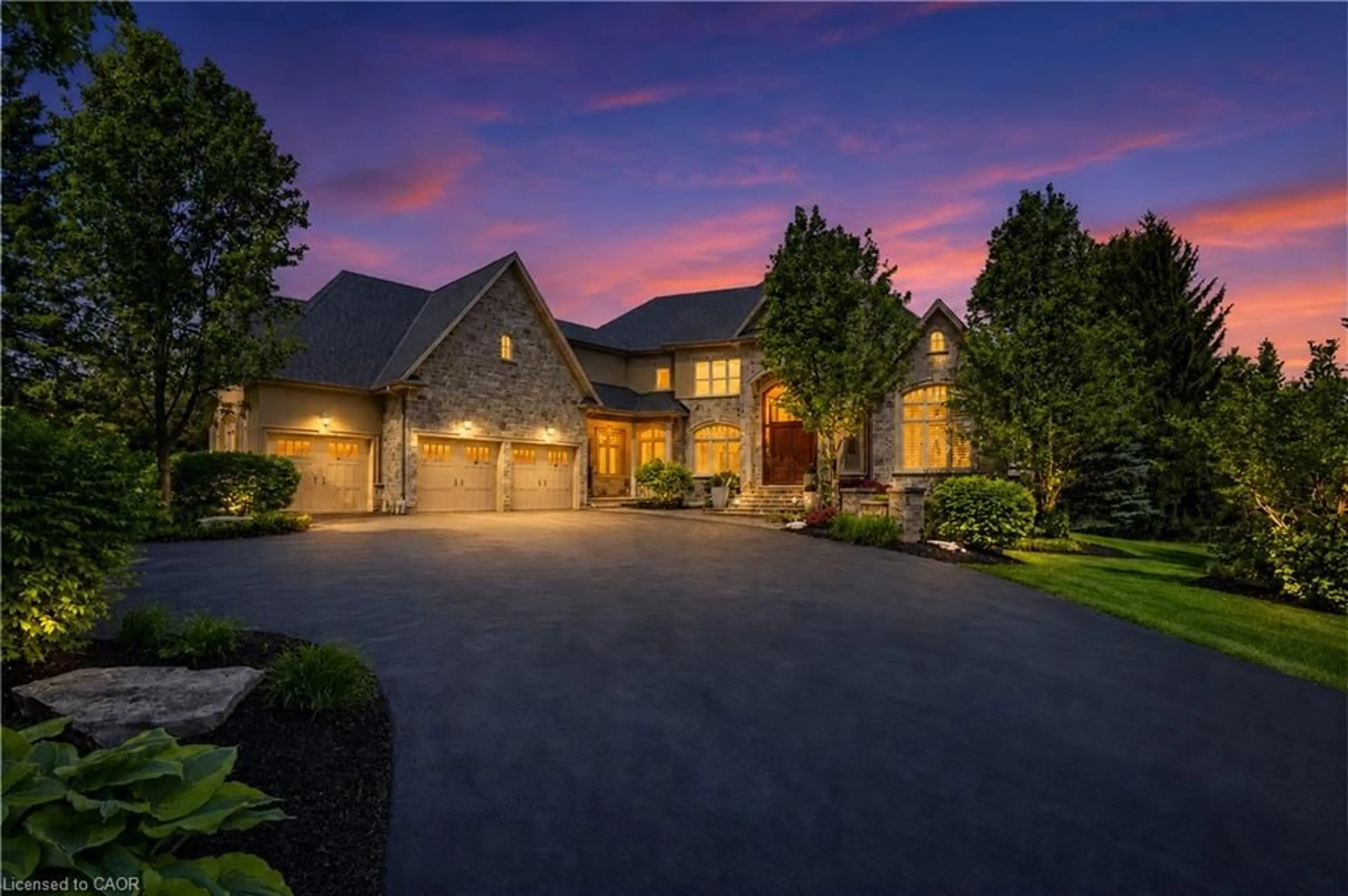 Unknown for 2319 Kilbride St, Burlington Ontario L7P 0H7