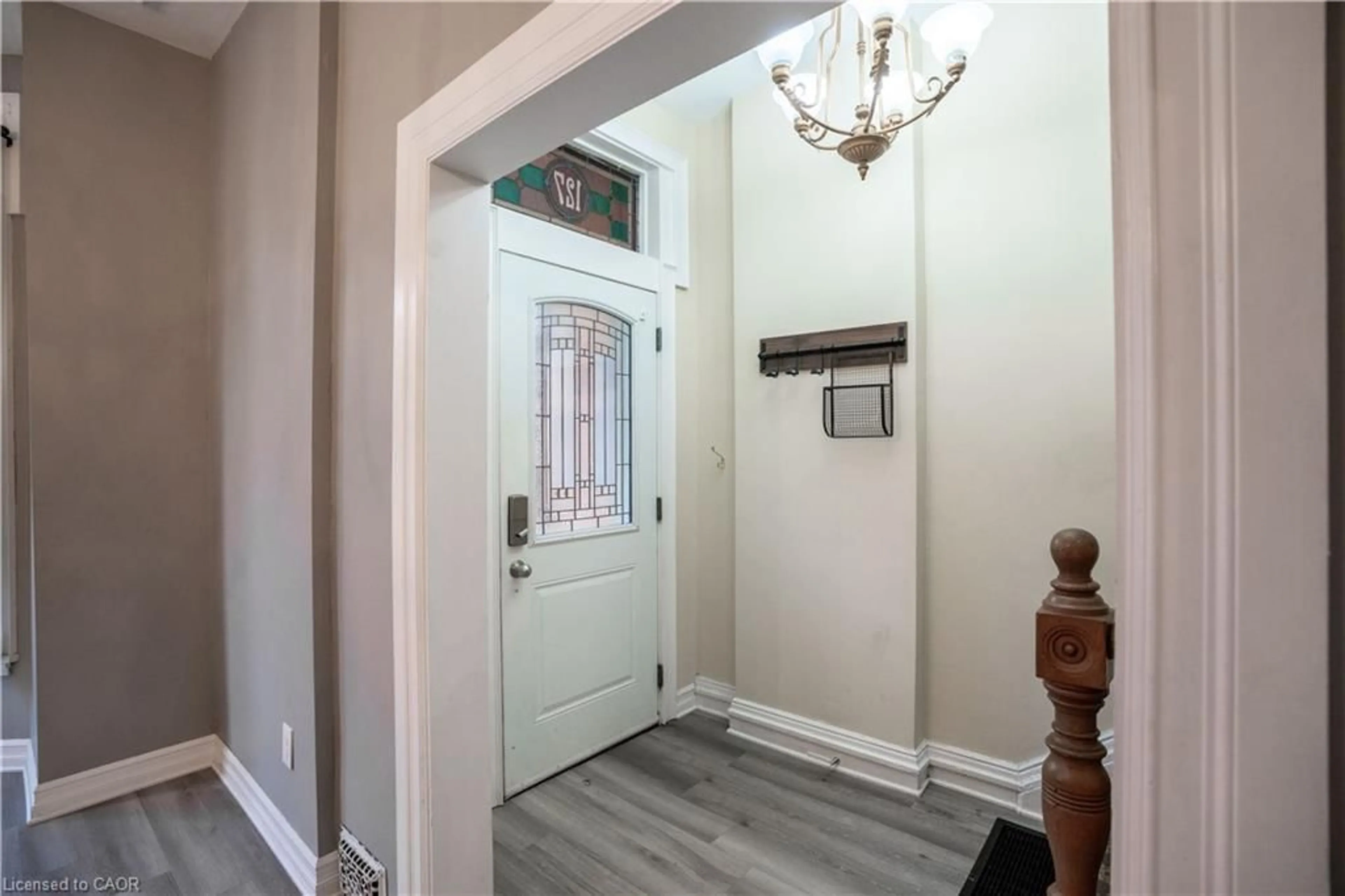 Indoor entryway for 127 East Ave, Hamilton Ontario L8N 2T6