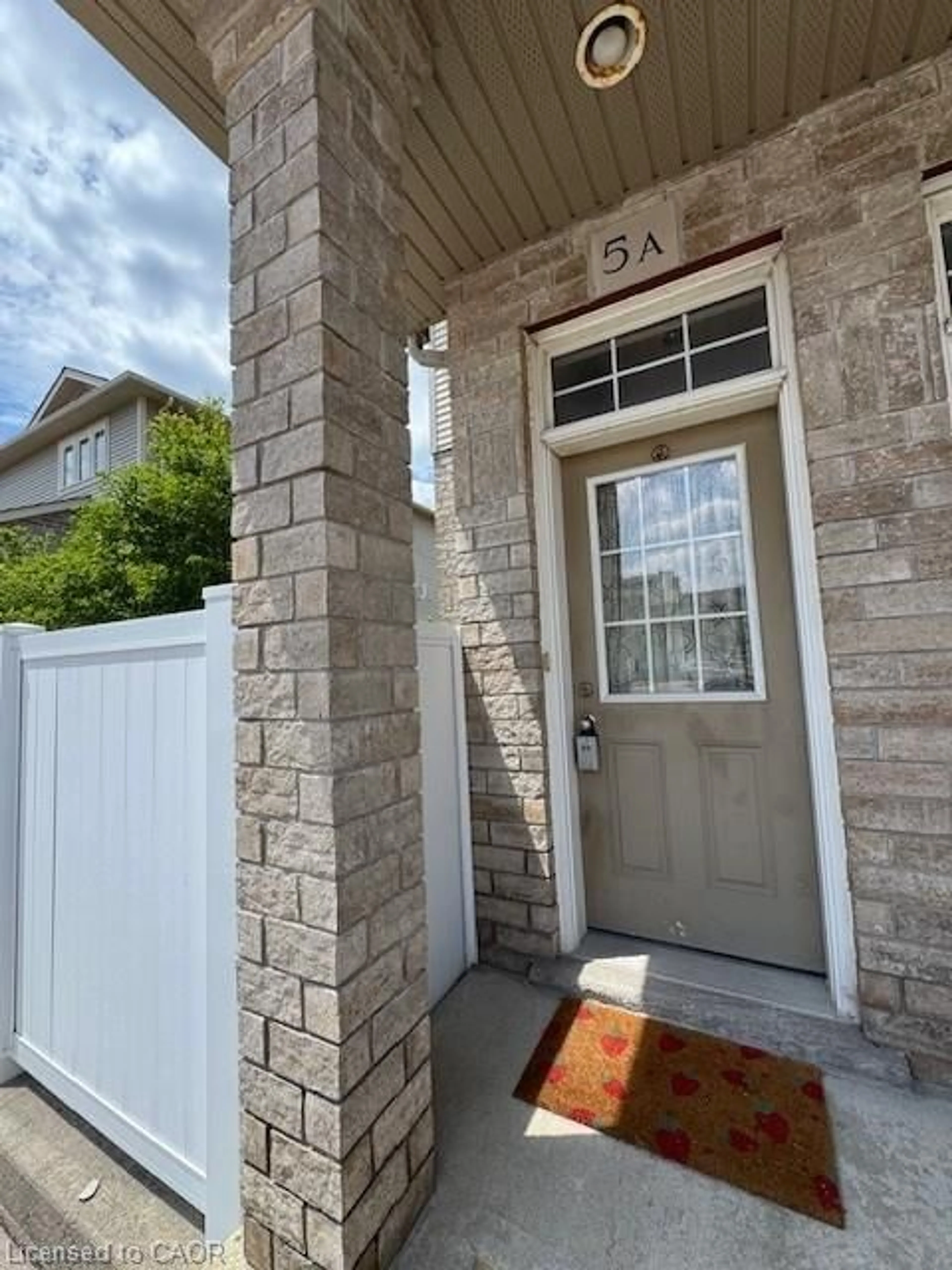 Unknown for 240 Westmeadow Dr #5A, Kitchener Ontario N2N 0A1