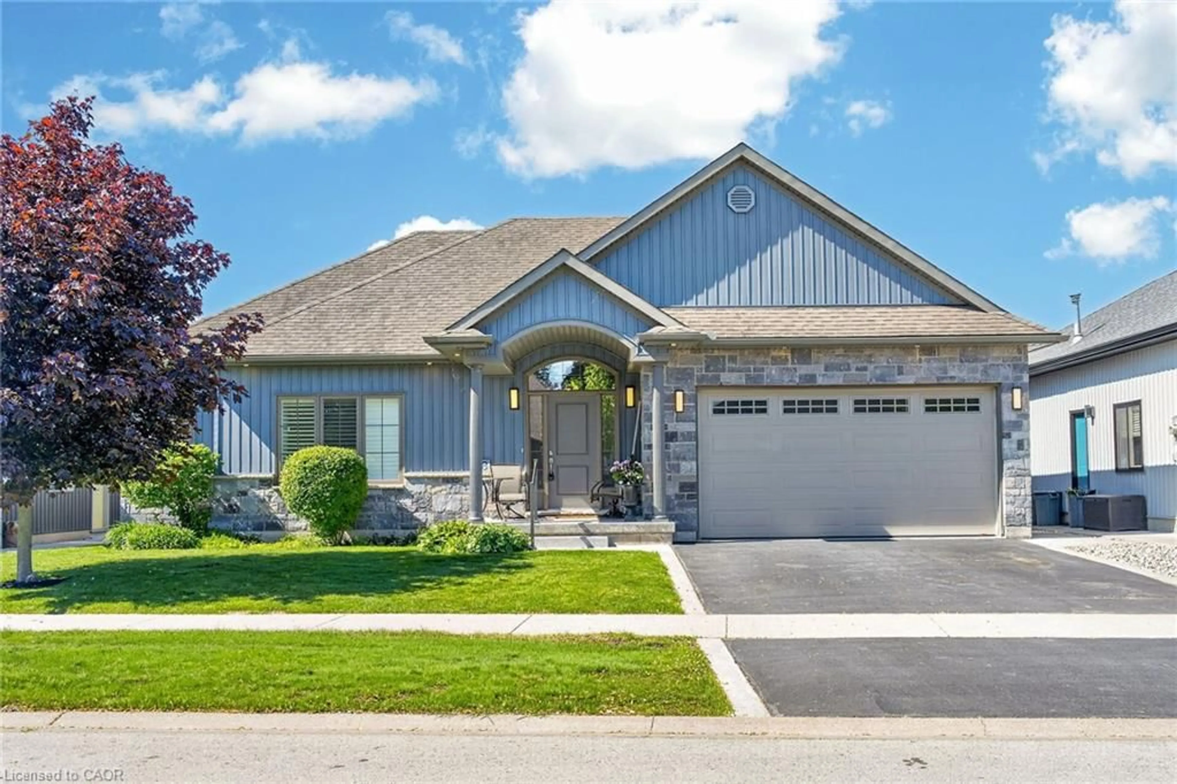 Home with vinyl exterior material, street for 58 Postma Dr, Dunnville Ontario N1A 0B2