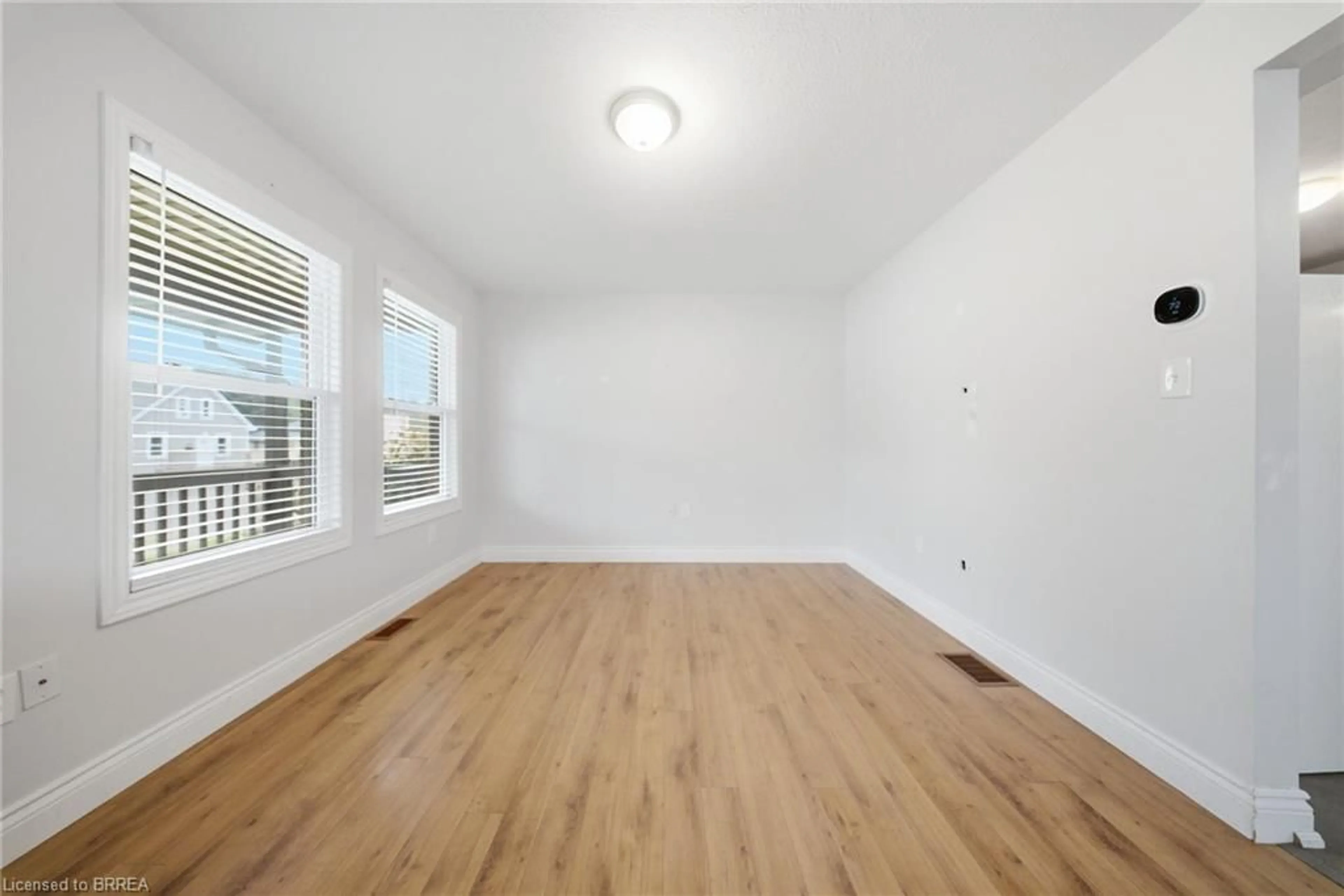 A pic of a room for 12 Elgin St, Brantford Ontario N3R 1E6