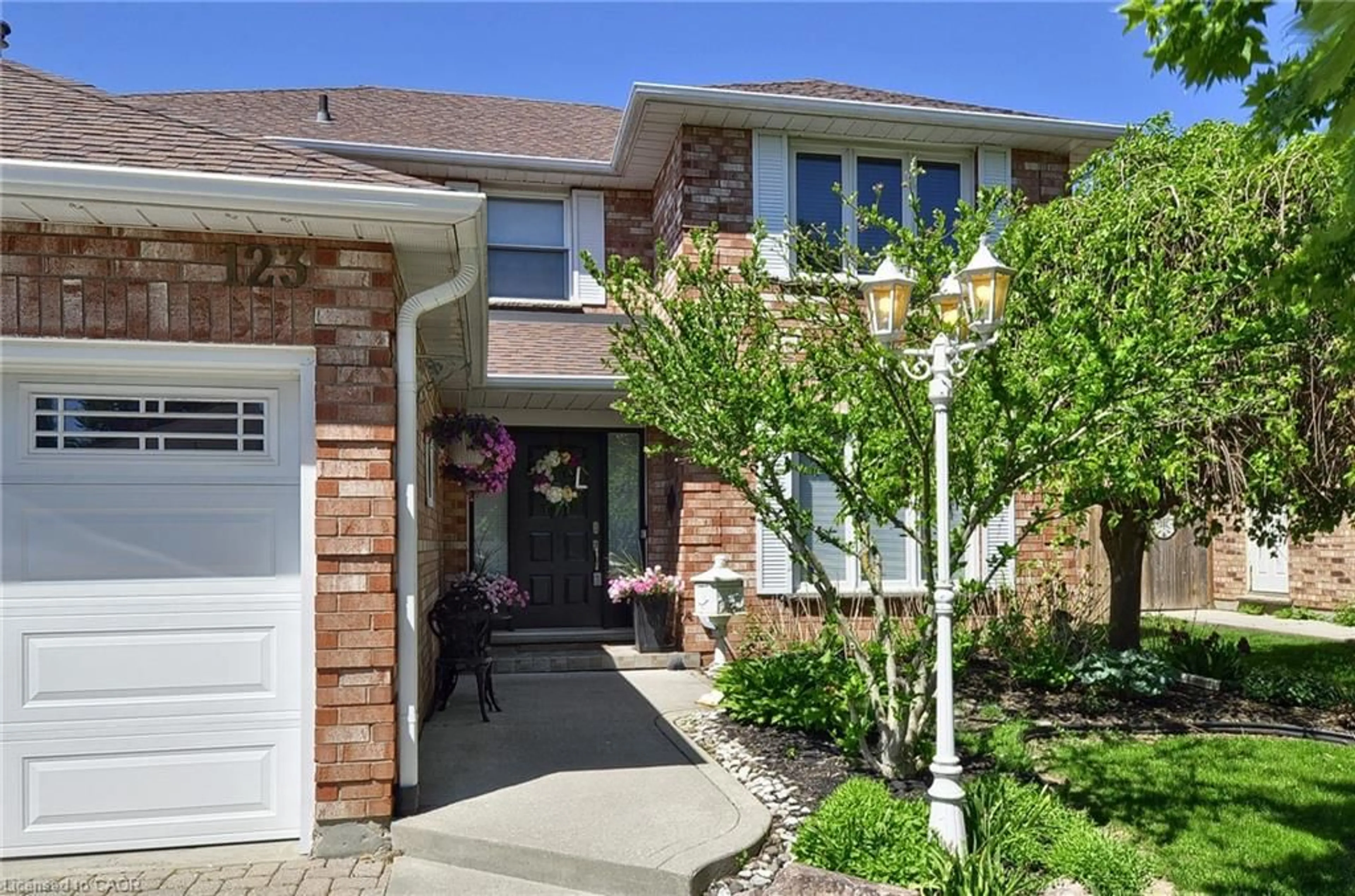 Home with brick exterior material, street for 123 Cranston Ave, Cambridge Ontario N1T 1J7