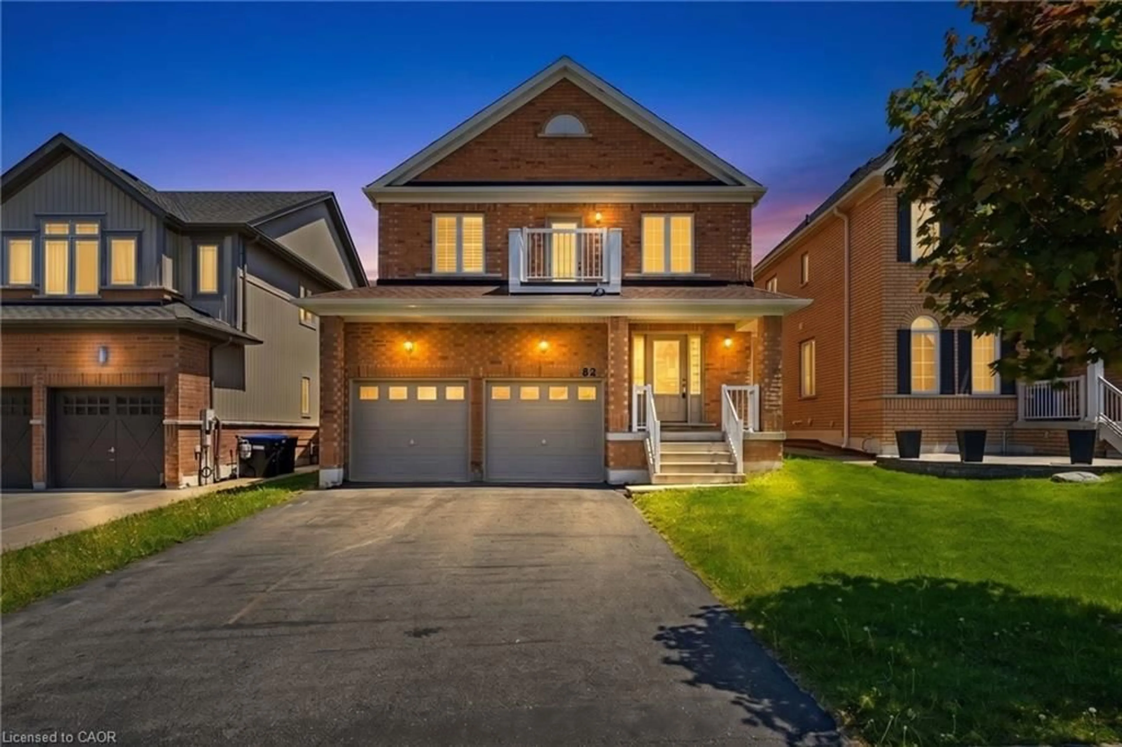 Home with brick exterior material, street for 82 Gwillimbury Dr, Bradford Ontario L3Z 0C8