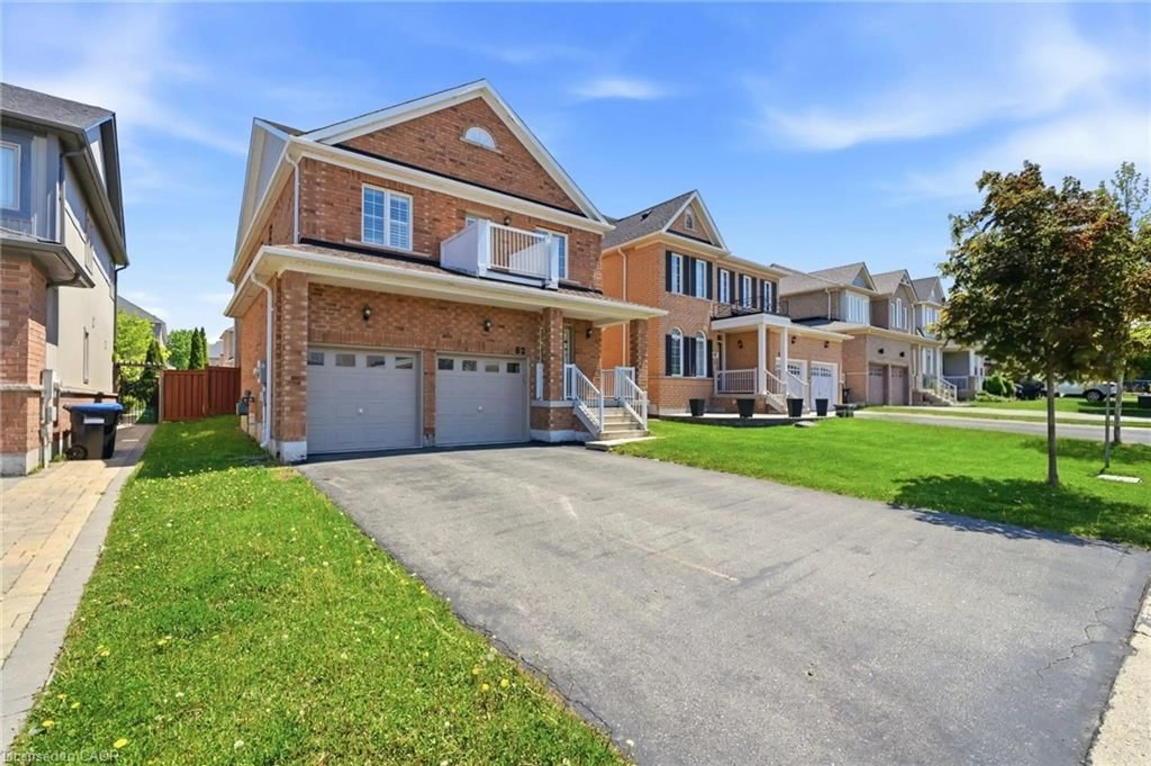 Home with brick exterior material, street for 82 Gwillimbury Dr, Bradford Ontario L3Z 0C8