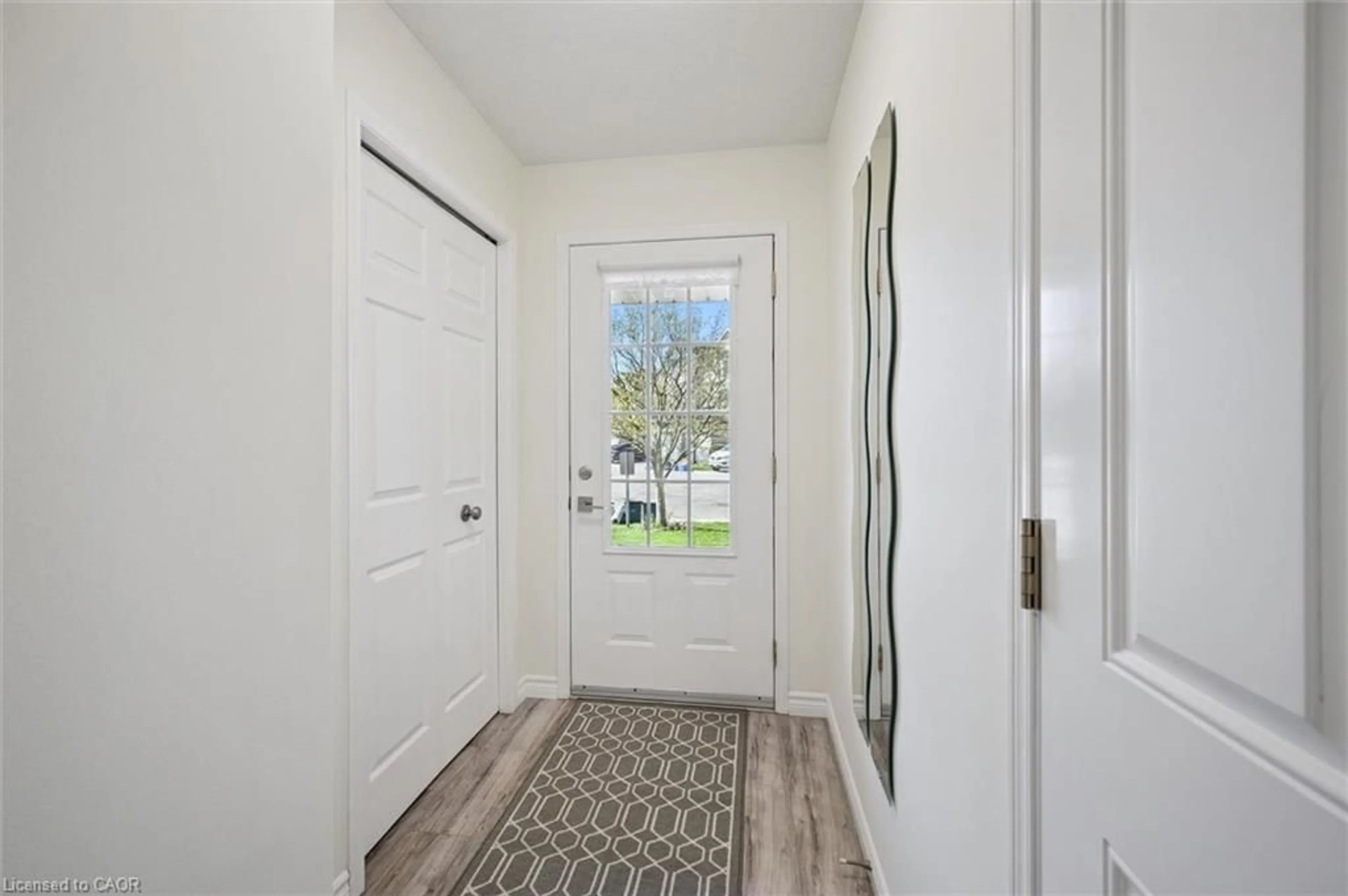 Indoor entryway for 85 Bankside Dr #K61, Kitchener Ontario N2N 3M4