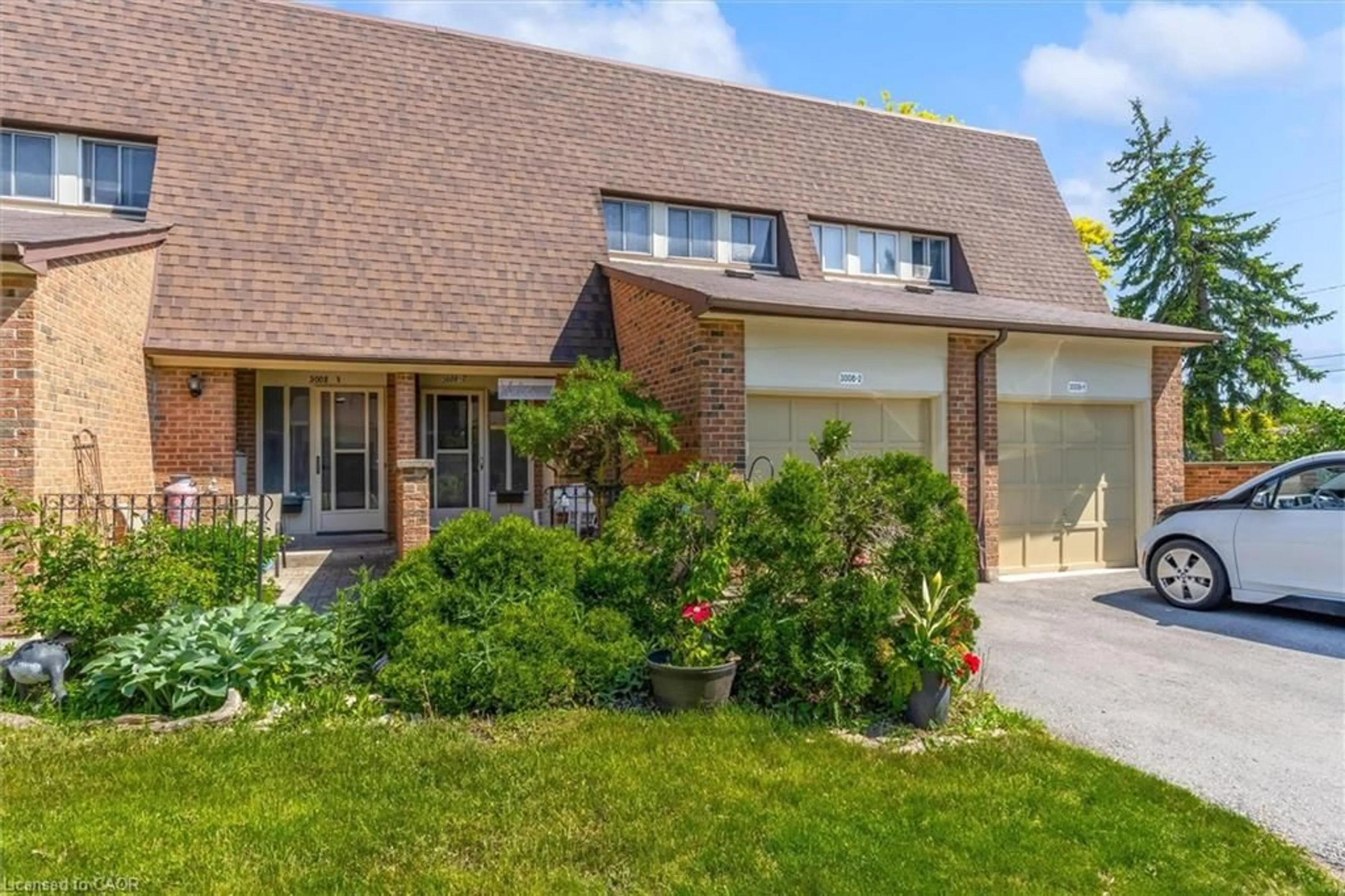 Home with brick exterior material, street for 3008 Palmer Dr #2, Burlington Ontario L7M 1L2