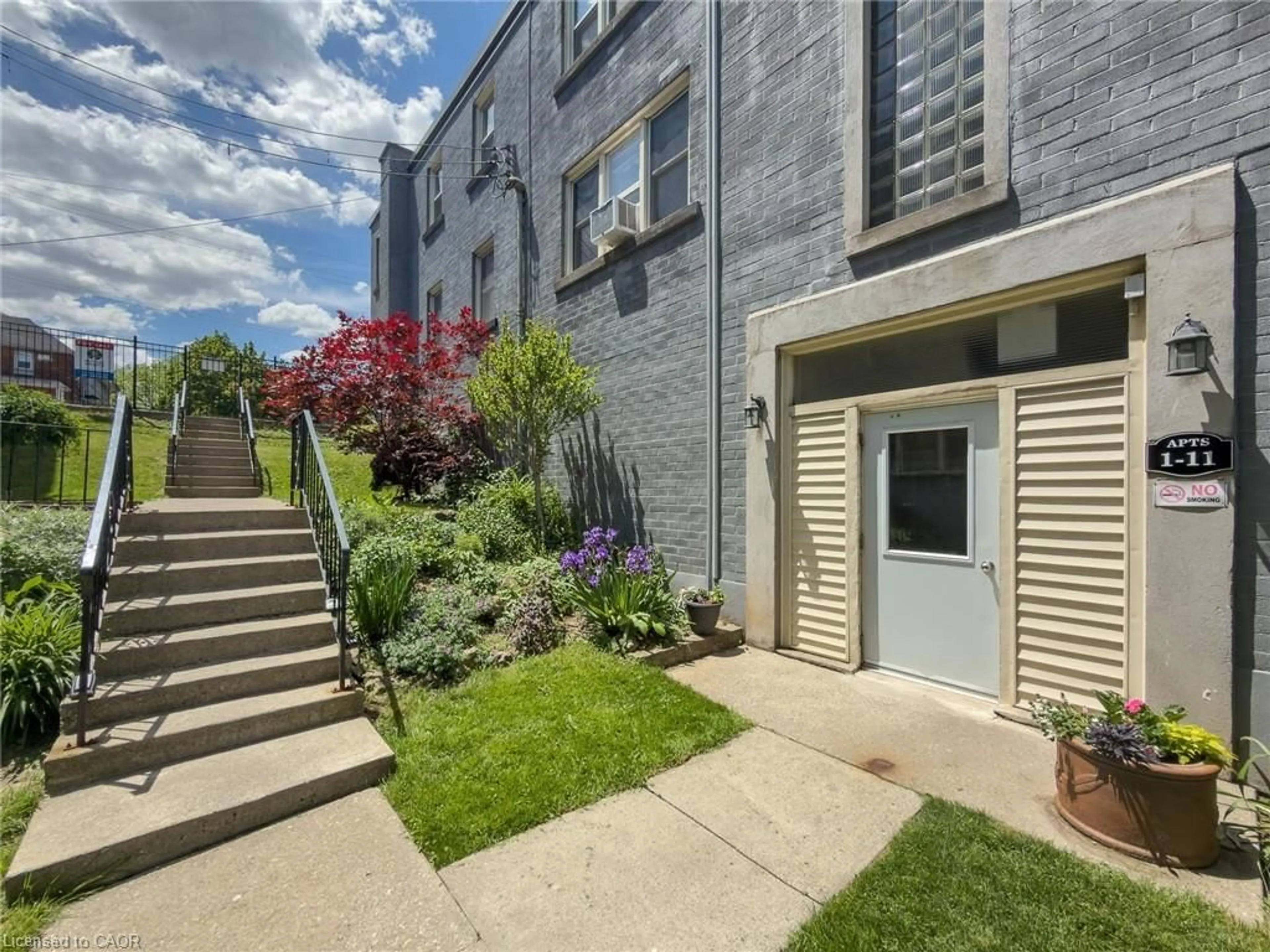 Unknown for 1755 King St #9, Hamilton Ontario L9K 1V6