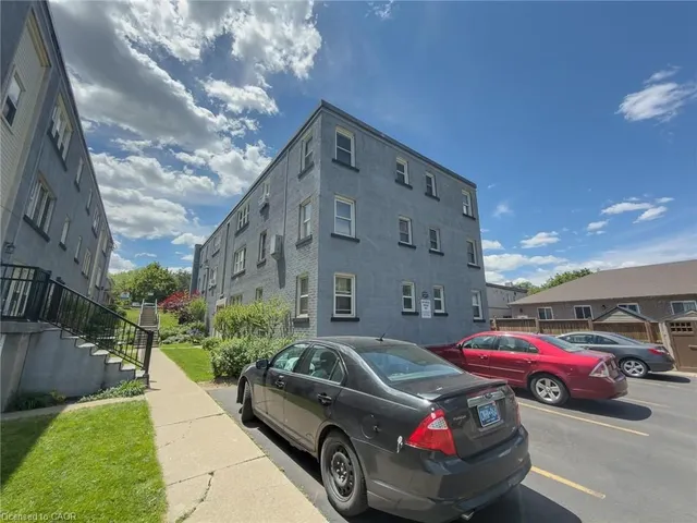 1755 King St #9, Hamilton 5