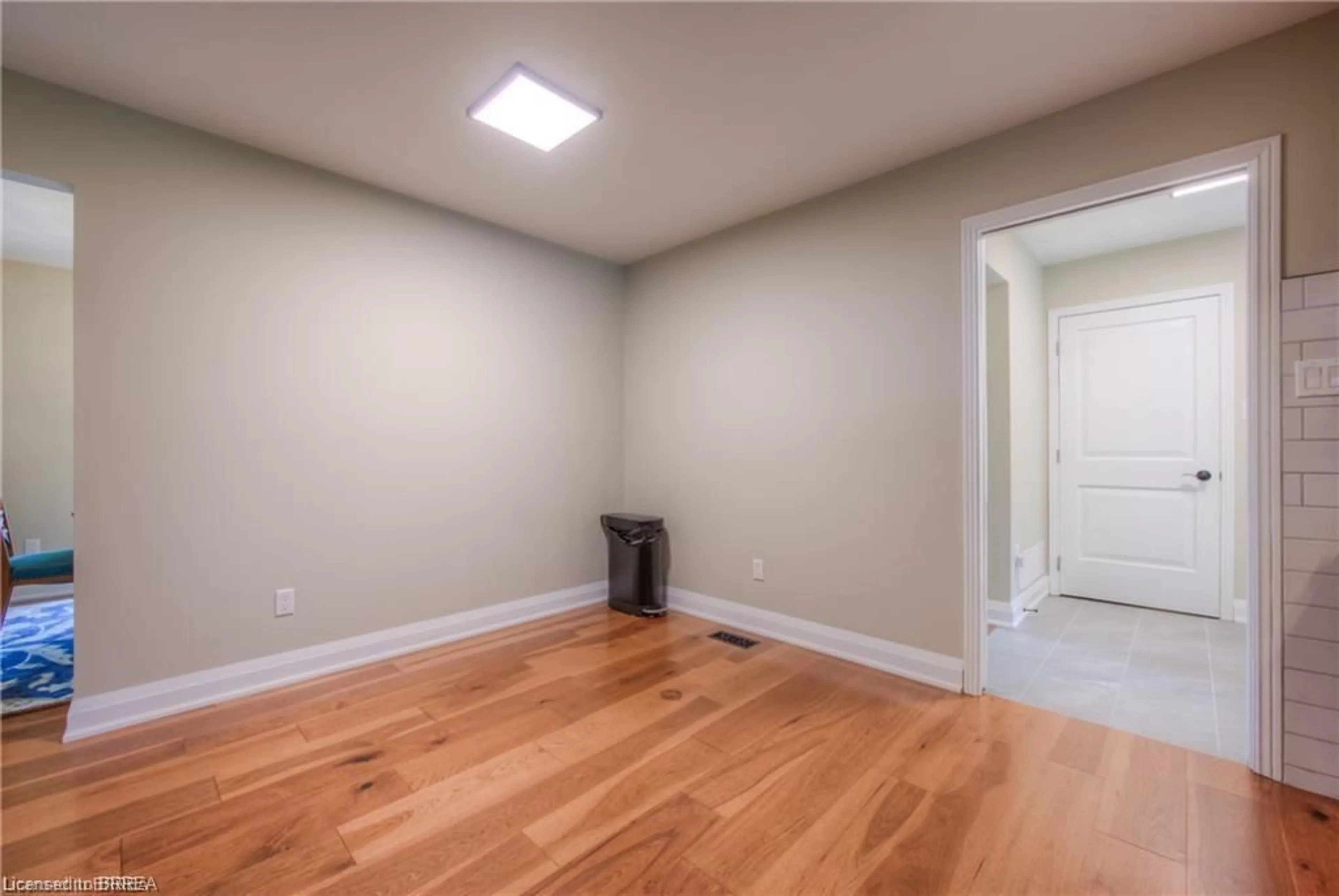 A pic of a room for 14 Alpha St, Delhi Ontario N4B 2W5