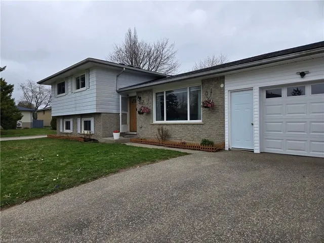 261 Overlea Dr, Kitchener 3