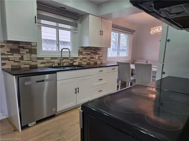 261 Overlea Dr, Kitchener 4