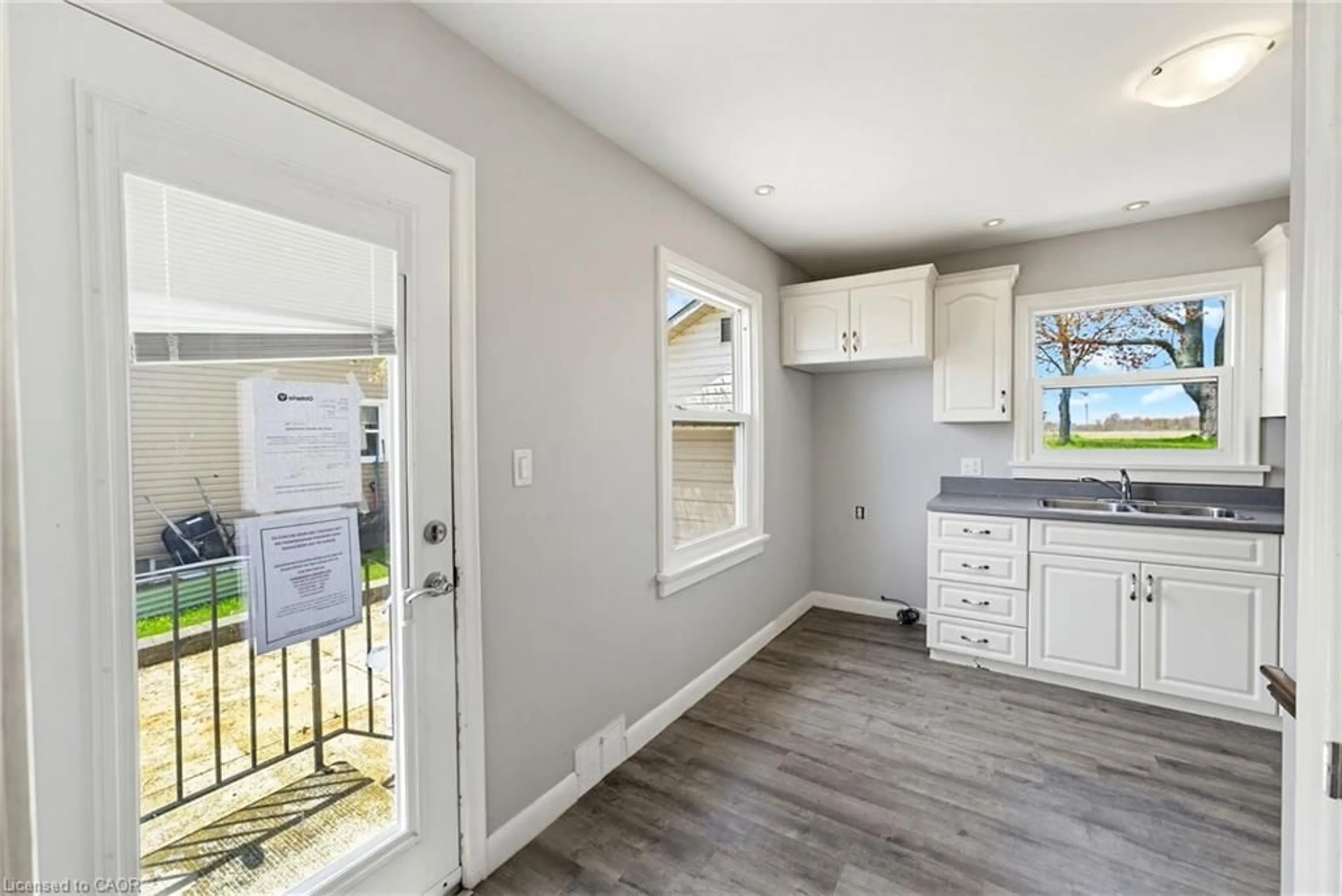 Open concept kitchen, unknown for 2721 North Shore Rd, Lowbanks Ontario N0A 1K0