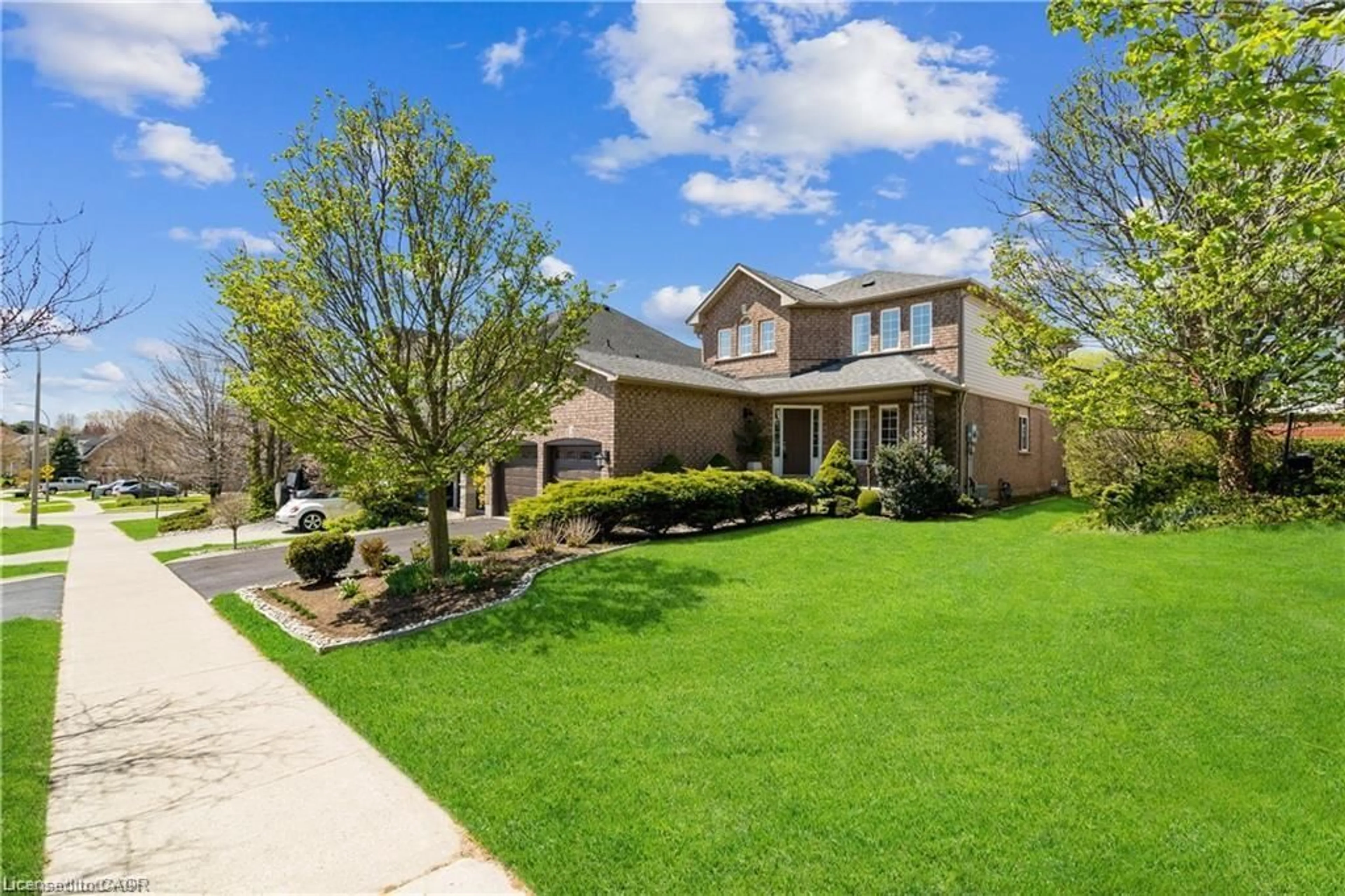 Unknown for 106 Moore Cres, Ancaster Ontario L9G 4Z8