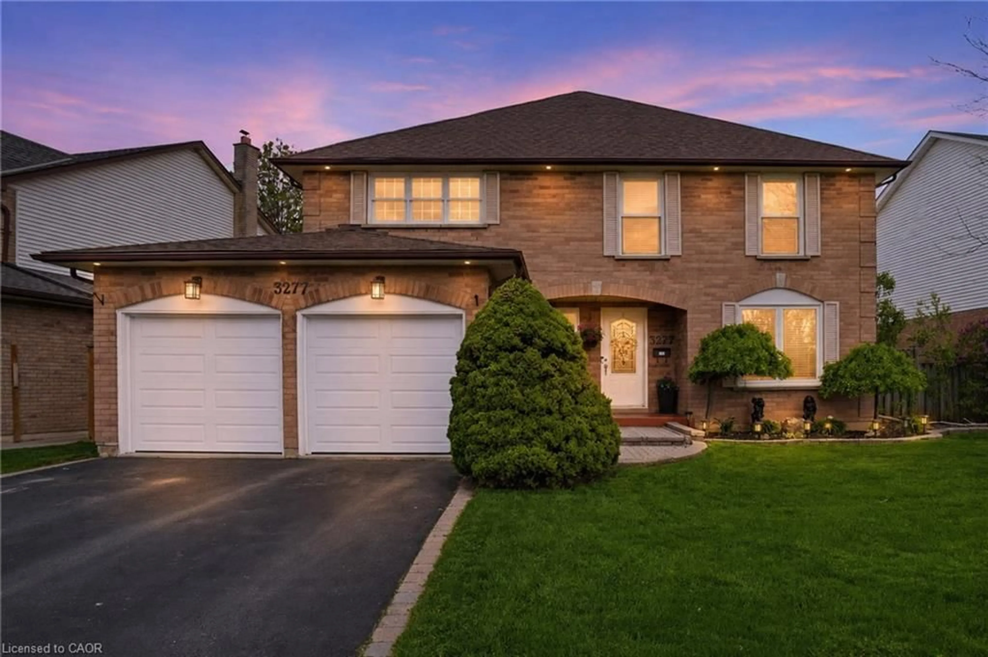 Home with brick exterior material, street for 3277 Folkway Dr, Burlington Ontario L7M 3J2