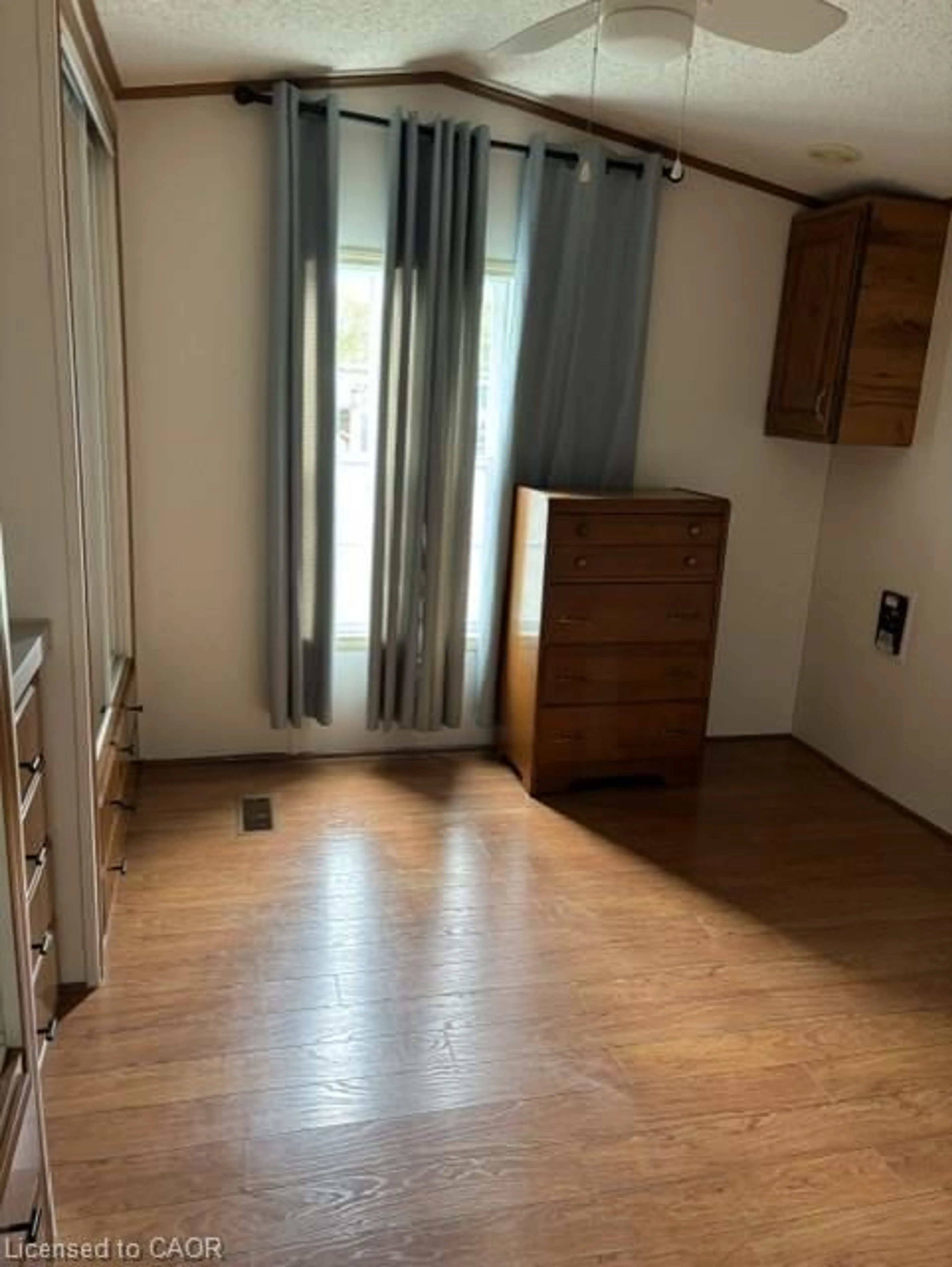A pic of a room for 580 Beaver Creek Rd #203, Waterloo Ontario N2J 3Z4
