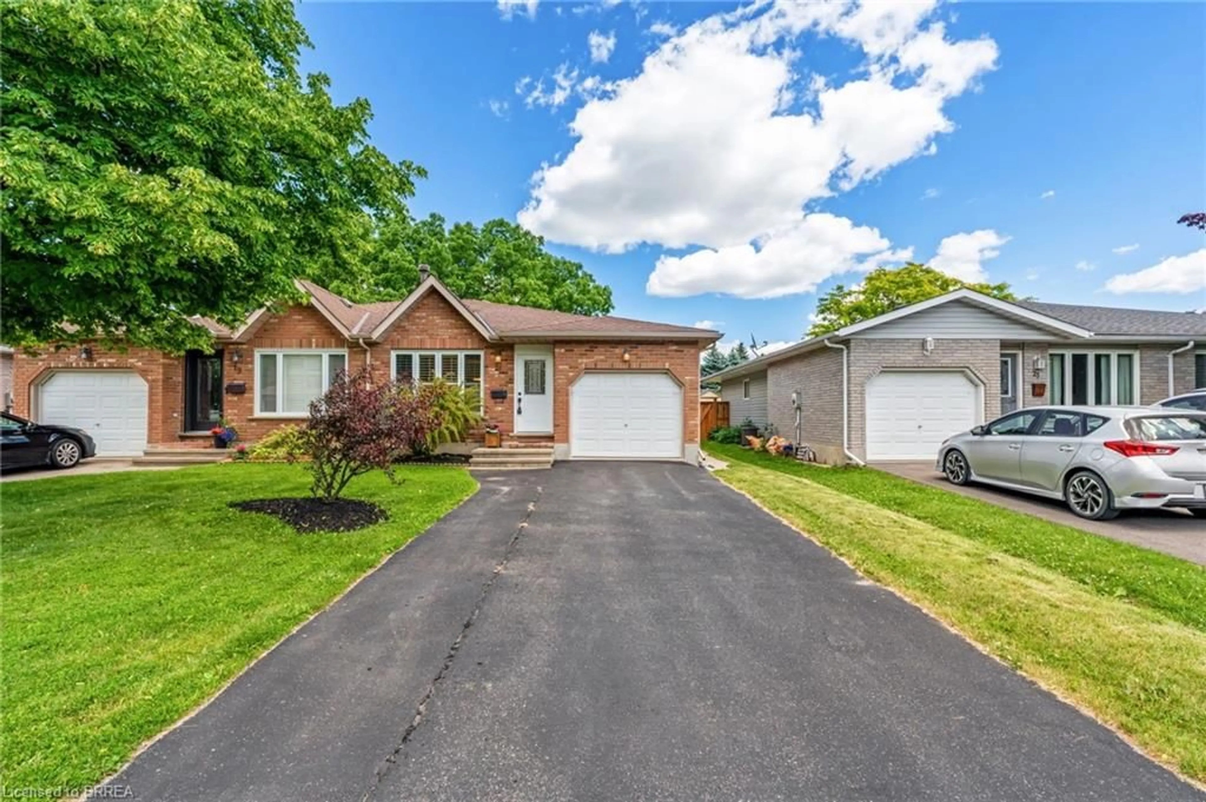 Unknown for 21 Court Dr, Paris Ontario N3L 4B8