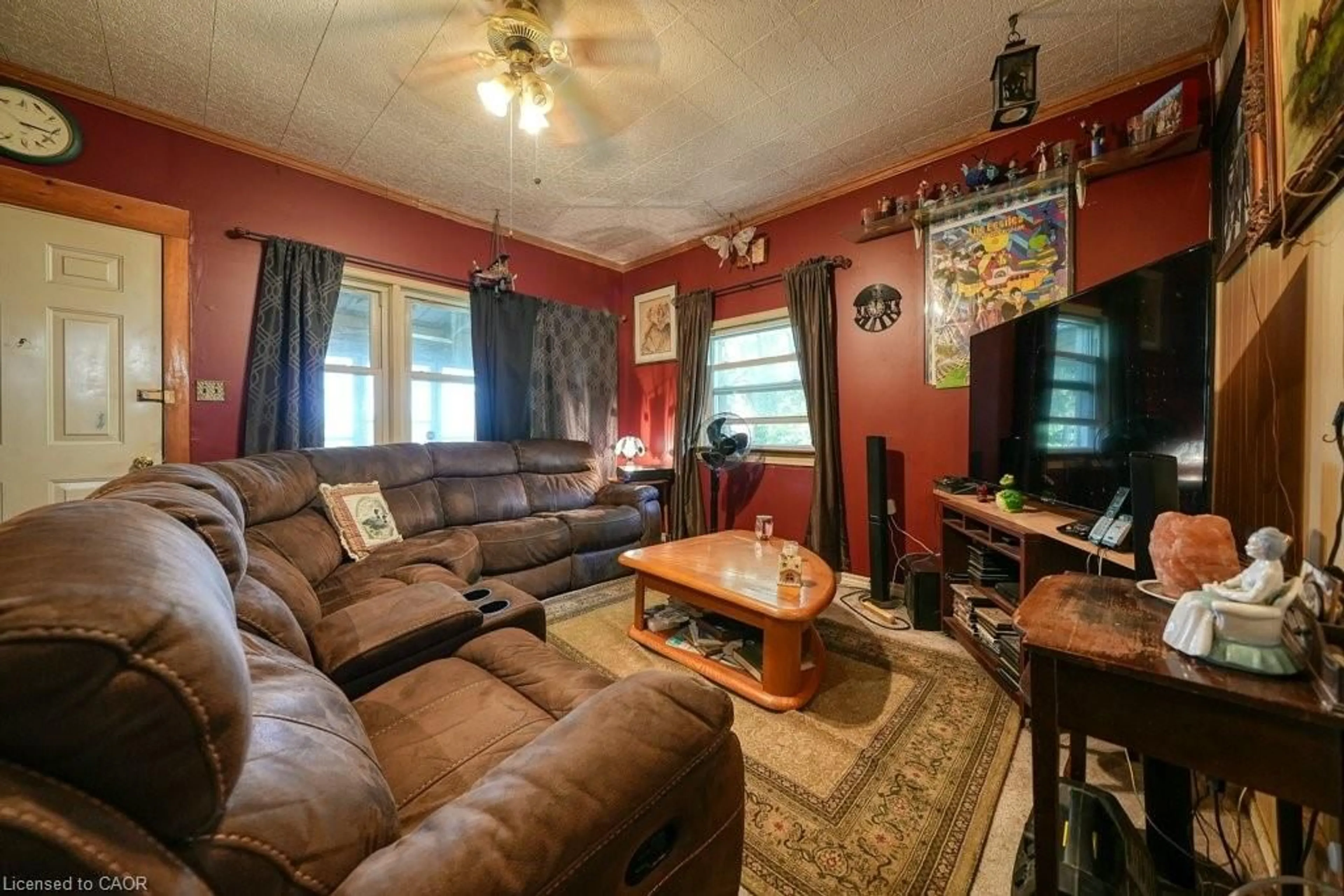 Living room with furniture, unknown for 963640 Road 96, Embro Ontario N0J 1J0