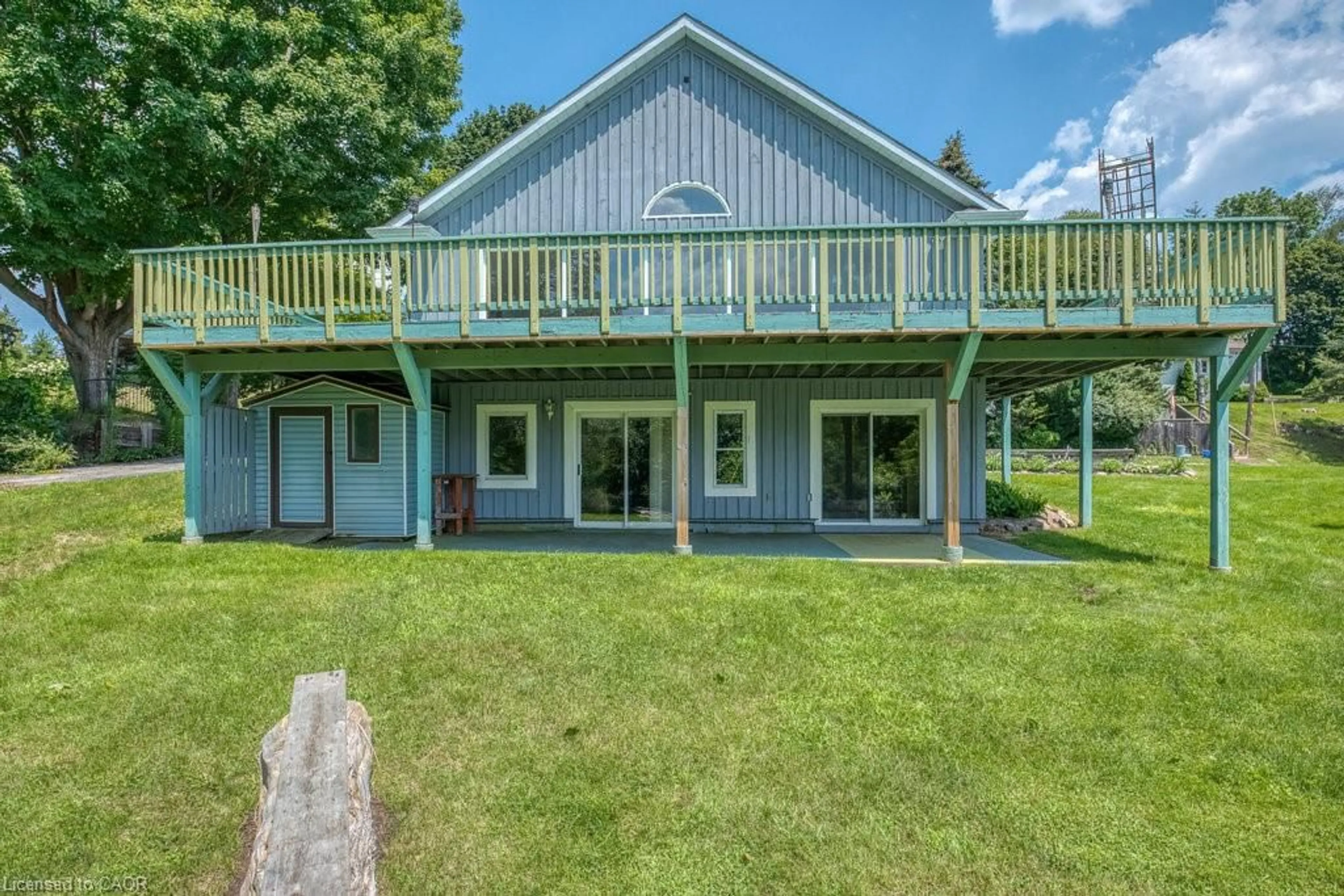 A pic from outside/outdoor area/front of a property/back of a property/a pic from drone, unknown for 210 Hillside Ave, Normandale Ontario N0E 1T0