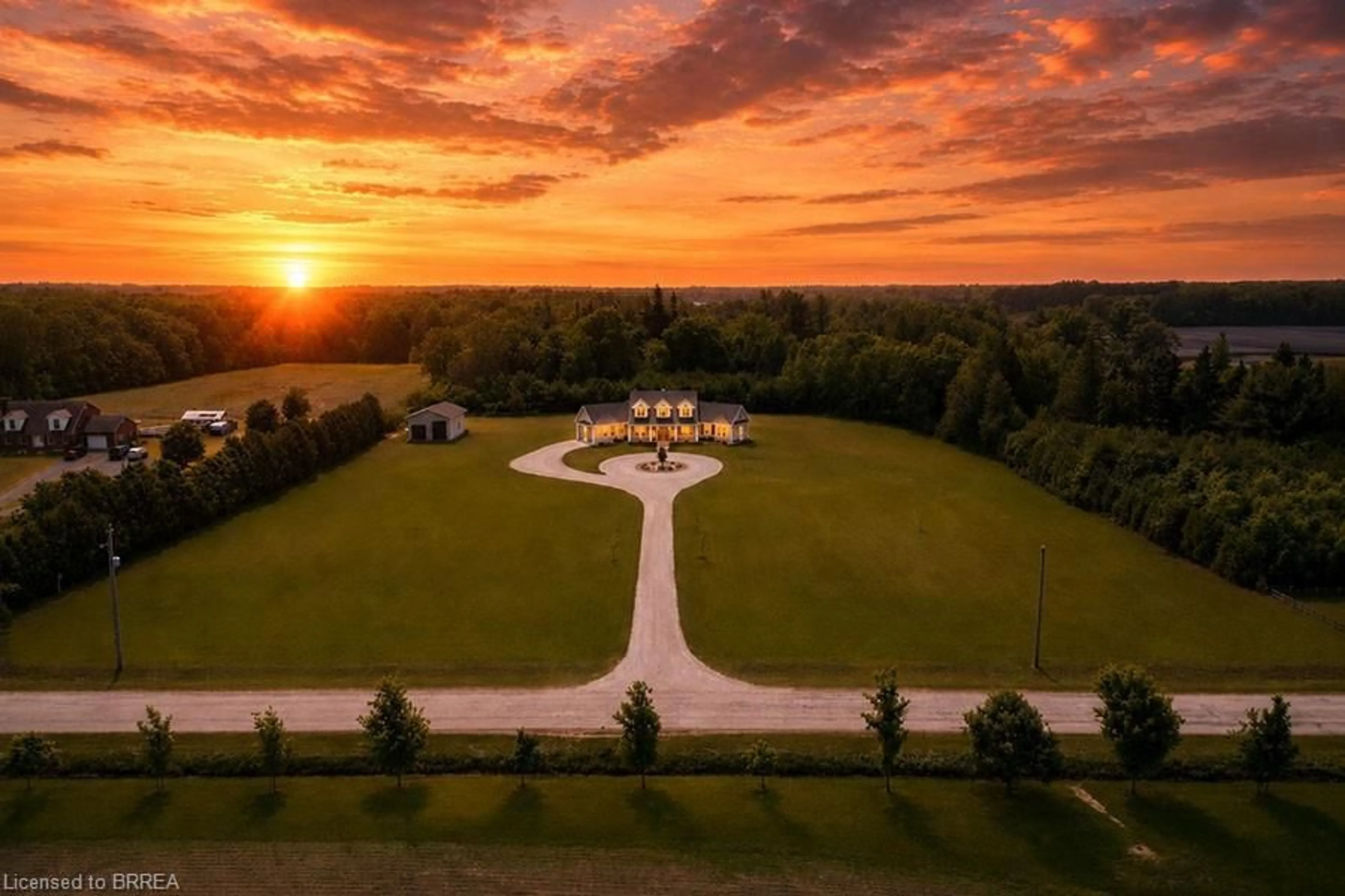 A pic from outside/outdoor area/front of a property/back of a property/a pic from drone, mountain view for 792 Charlotteville Road 8, Simcoe Ontario N3Y 4K5