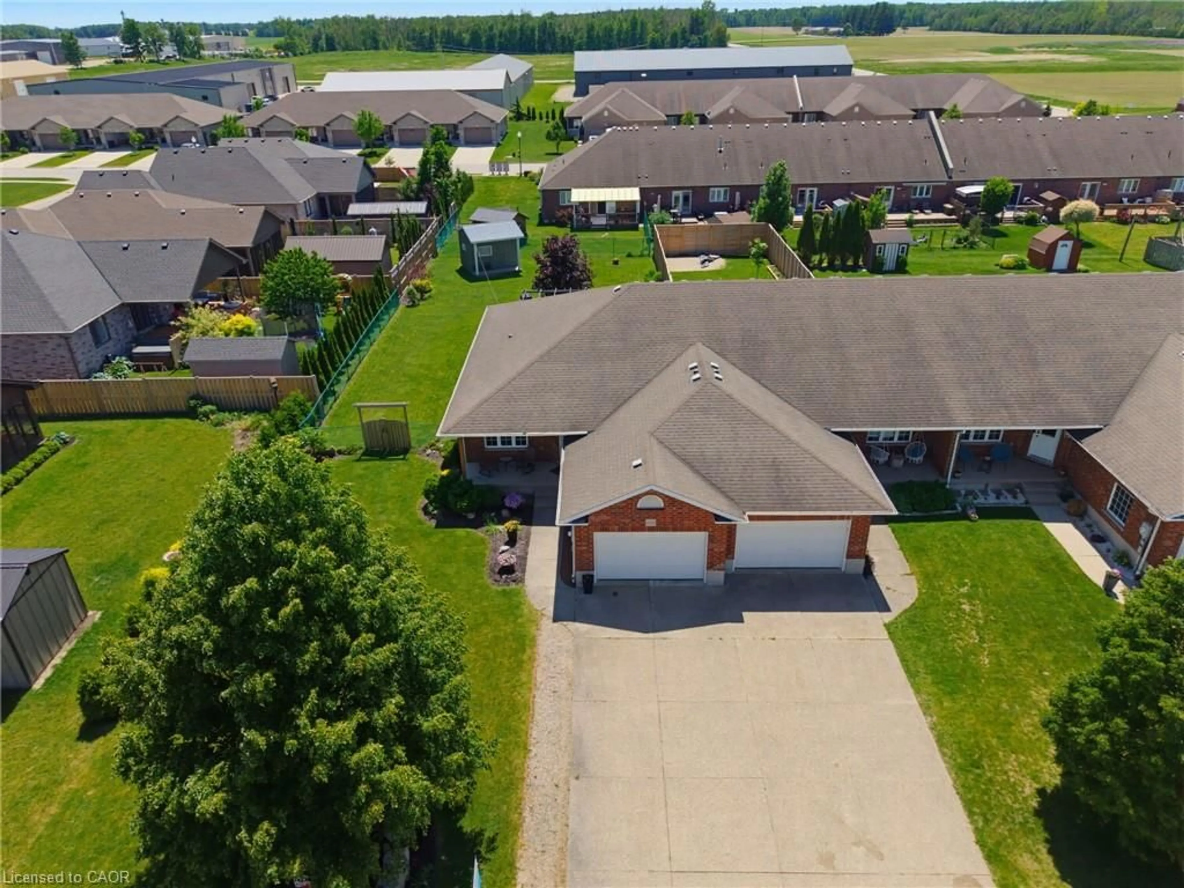 A pic from outside/outdoor area/front of a property/back of a property/a pic from drone, street for 180 Armstrong St, Listowel Ontario N4W 3V7