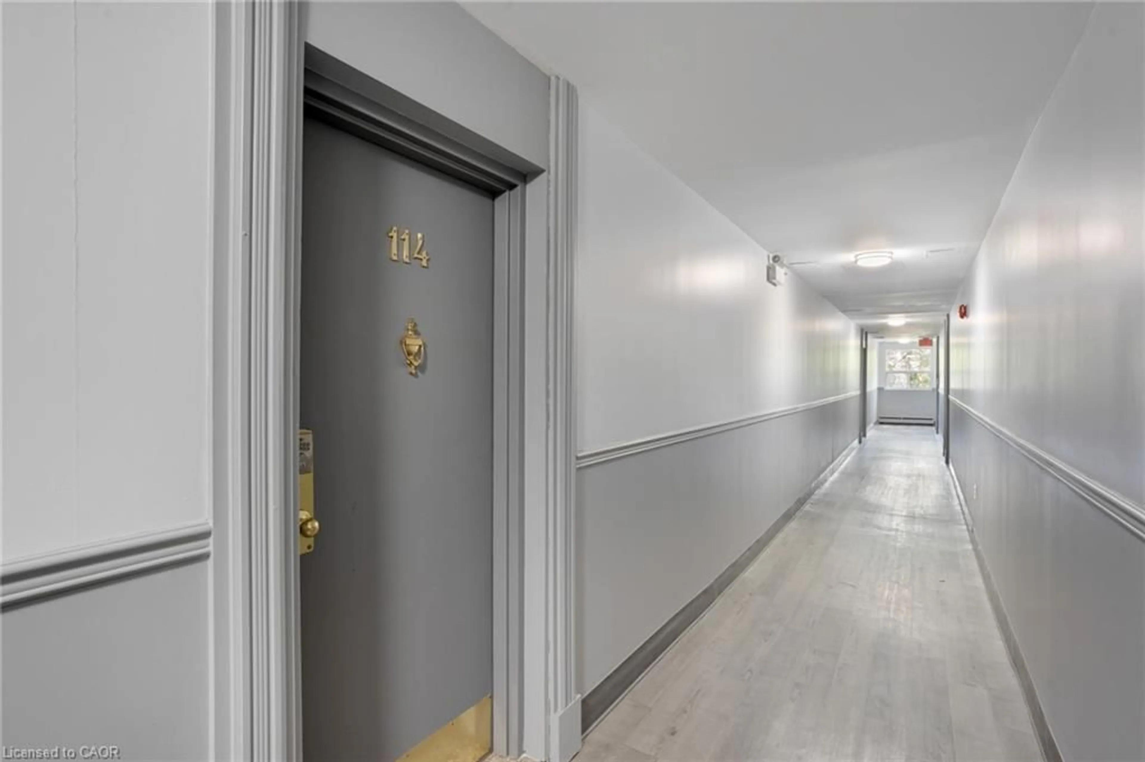 Indoor foyer for 793 Colborne St #114, Brantford Ontario N3S 7J3
