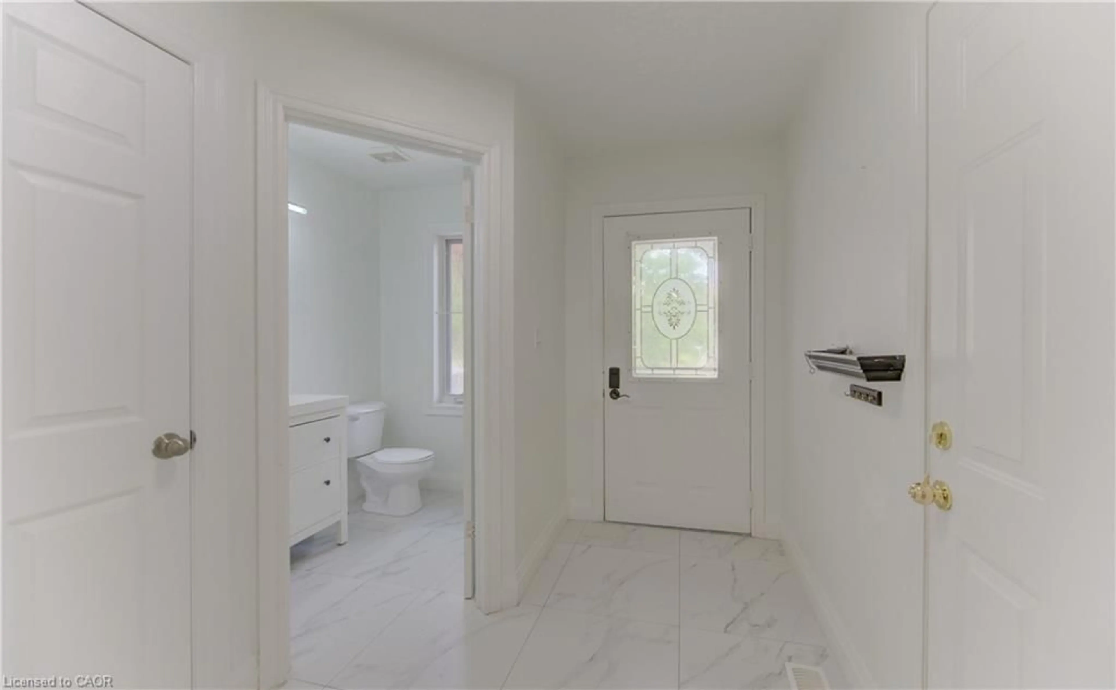 A pic of a room for 347 Keewatin Ave, Kitchener Ontario N2B 3W2
