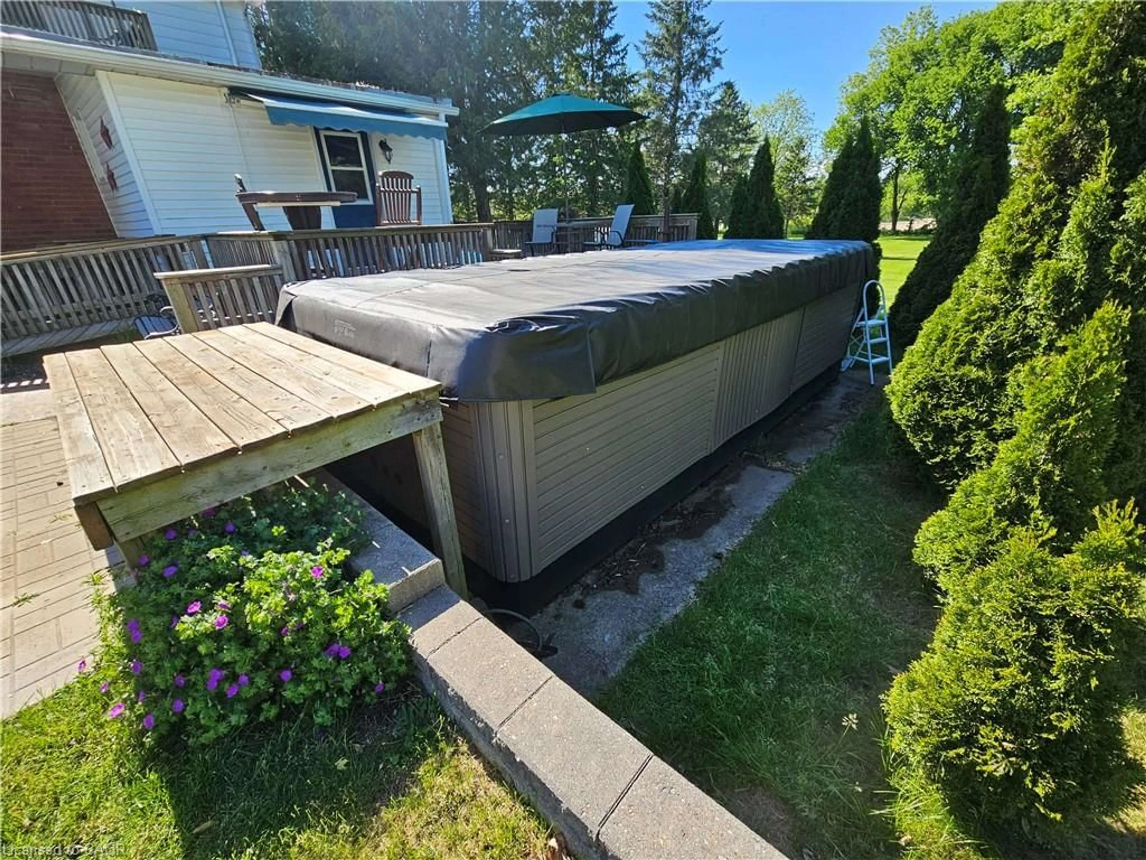 Patio, unknown for 960 Windham East Quarter Line Rd, Simcoe Ontario N3Y 4K3