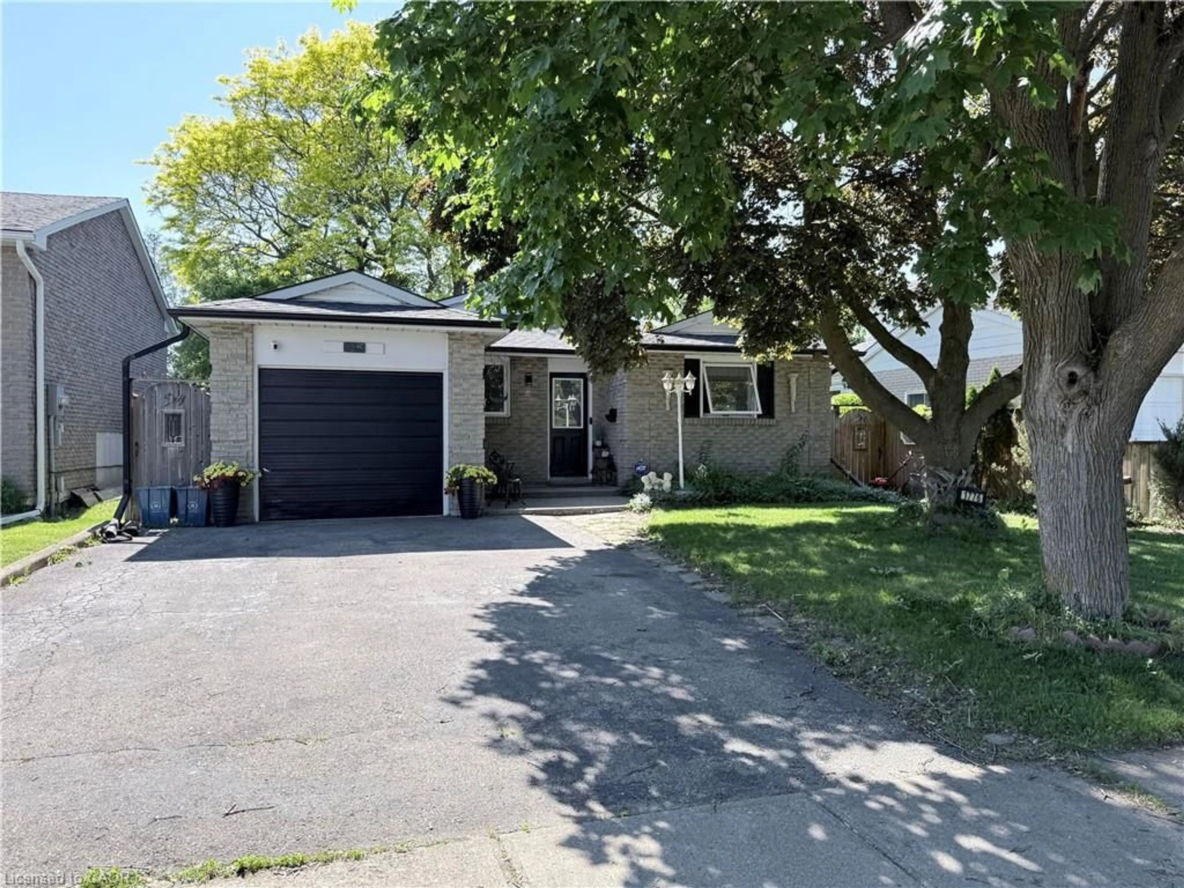 Unknown for 1776 Briarwood Dr, Cambridge Ontario N3H 5A7