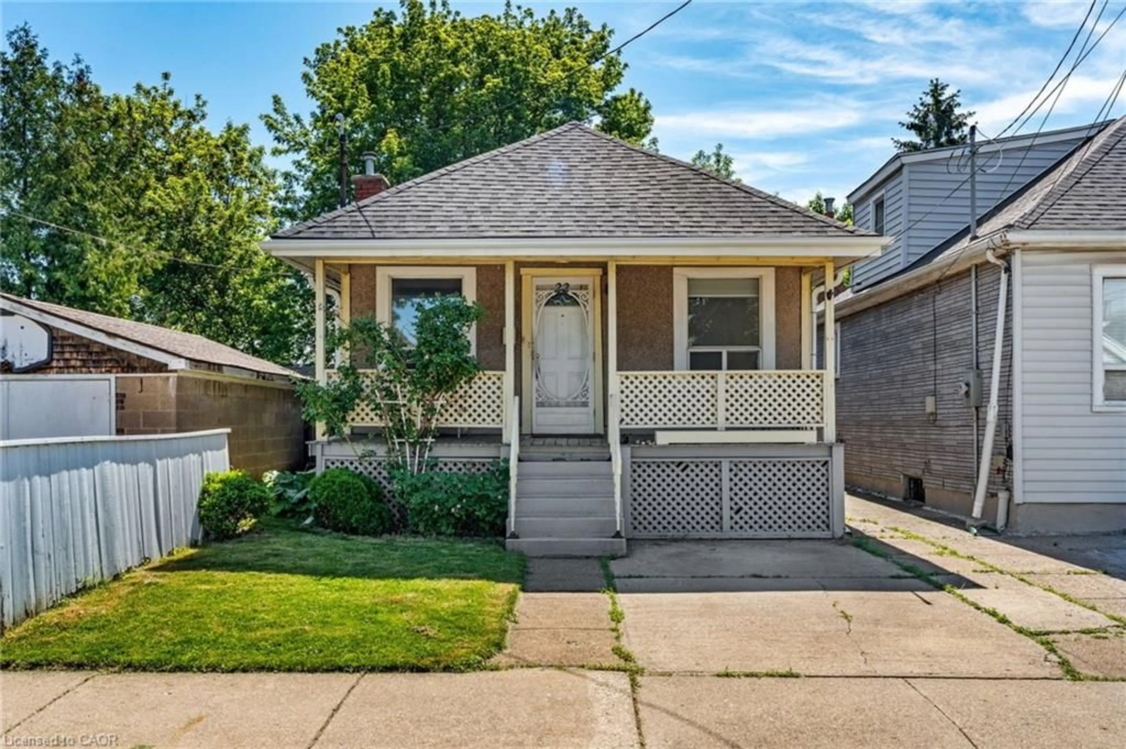 Home with brick exterior material, street for 22 Agnes St, Hamilton Ontario L8H 4H2