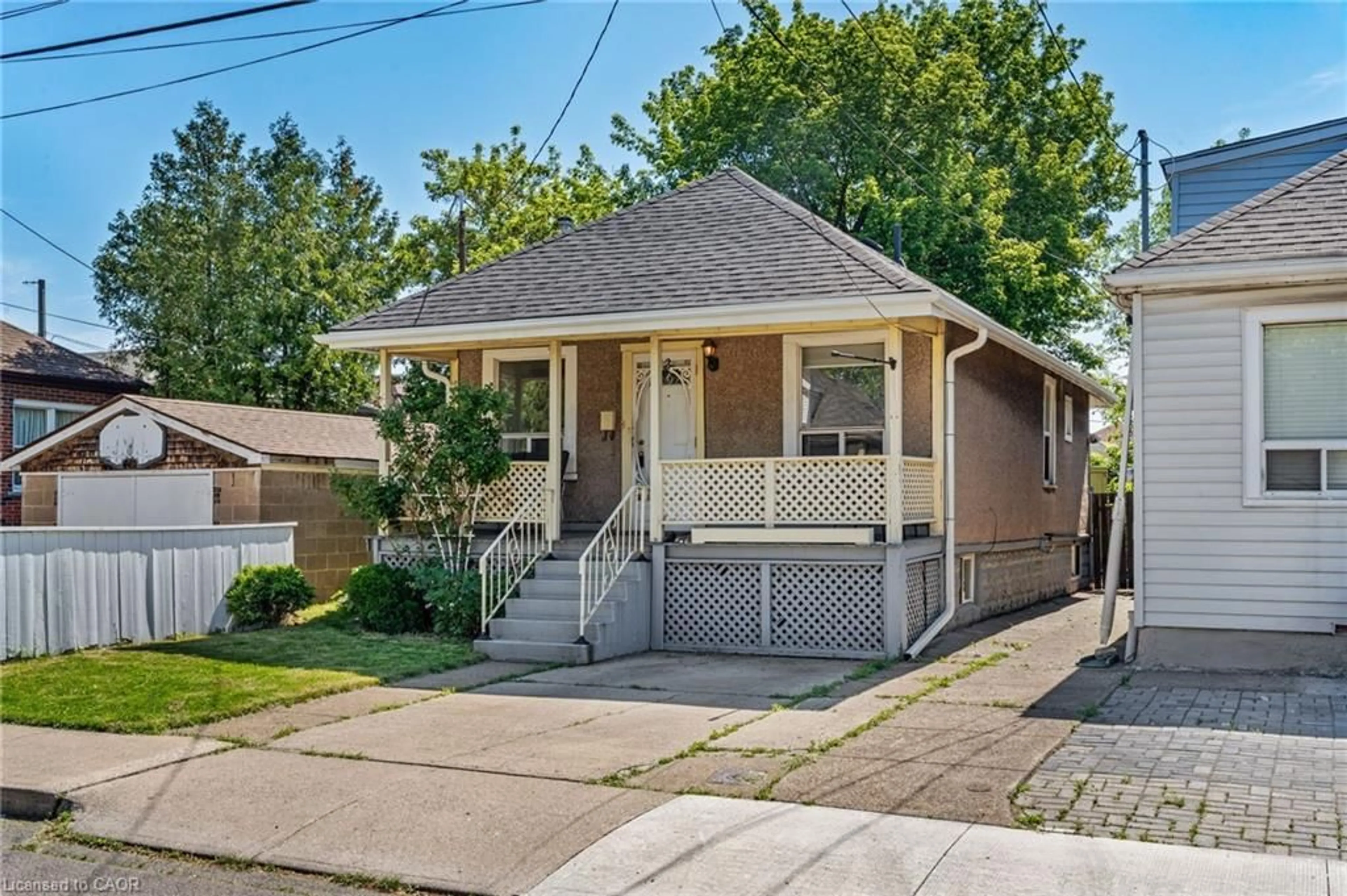 Unknown for 22 Agnes St, Hamilton Ontario L8H 4H2