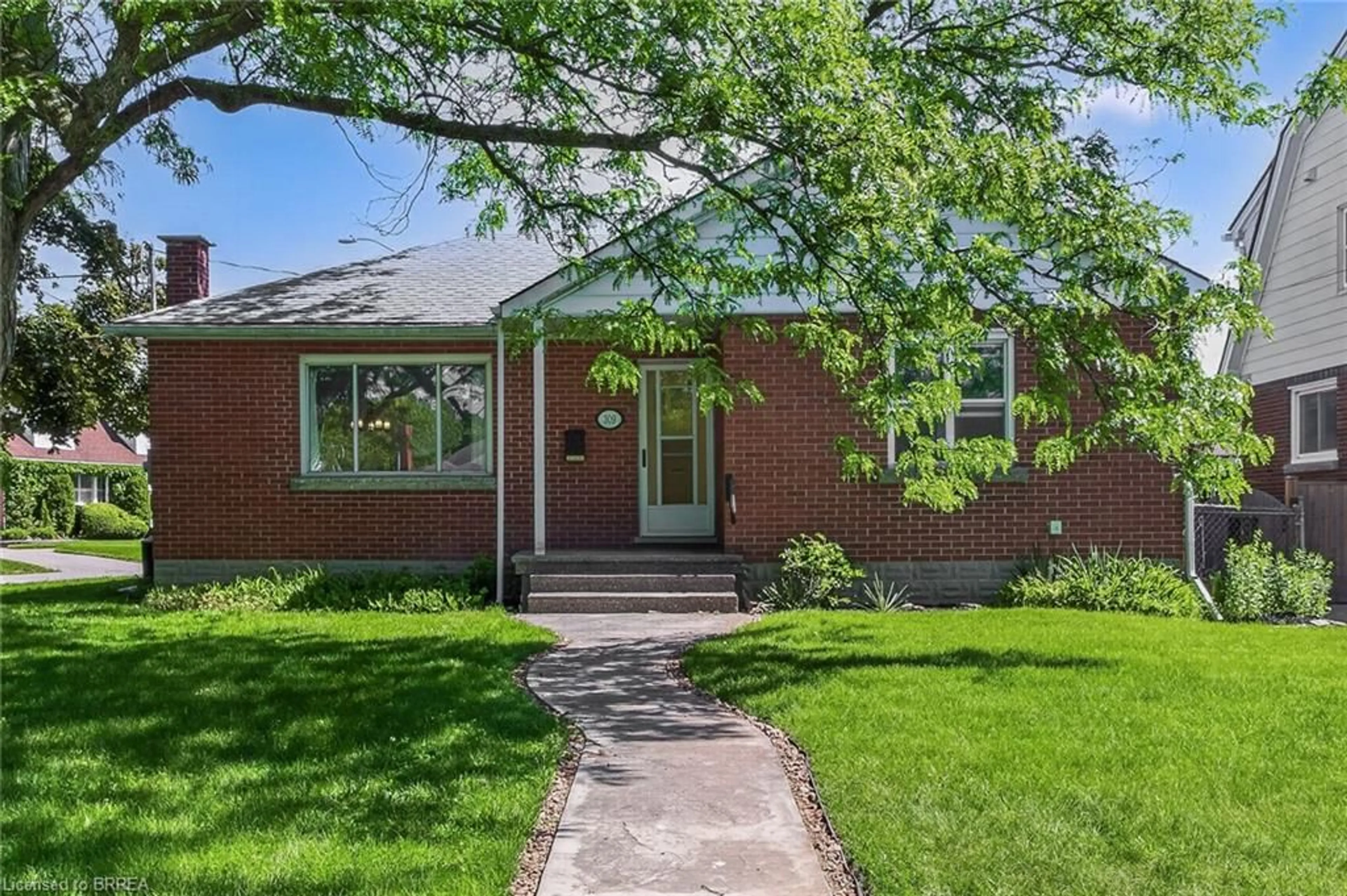 Home with brick exterior material, street for 309 Terrace Hill St, Brantford Ontario N3R 1H2