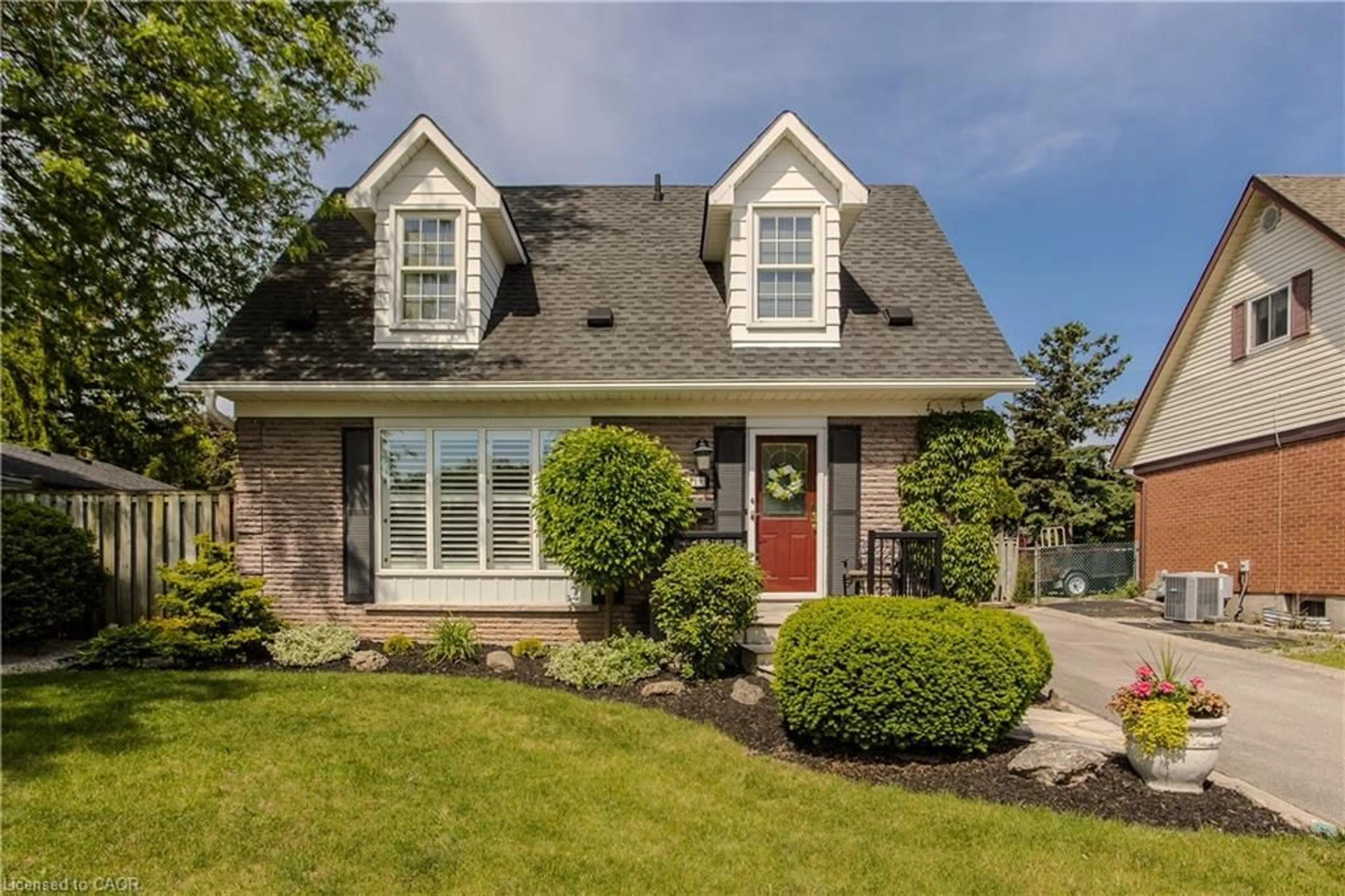 Home with brick exterior material, street for 1319 Janina Blvd, Burlington Ontario L7P 1K5