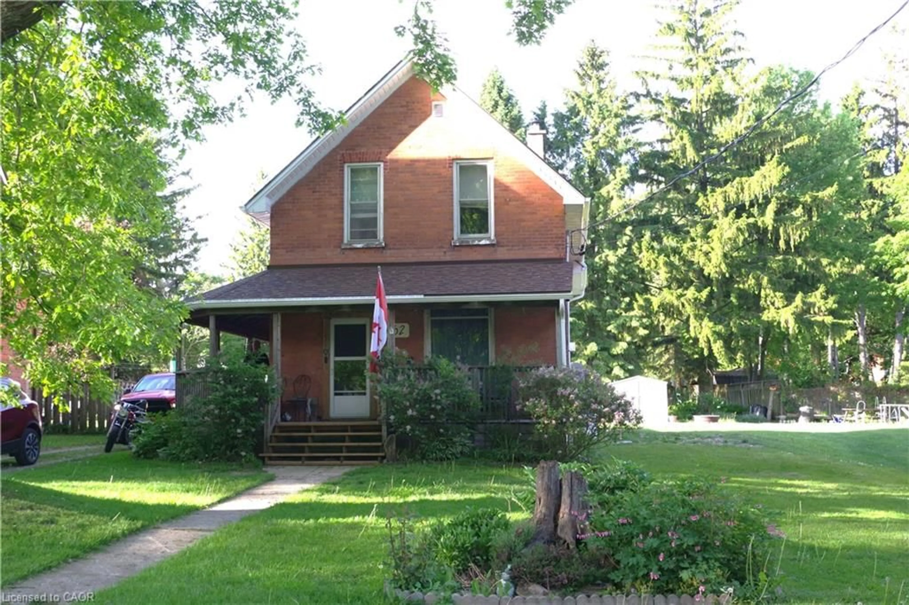 Unknown for 1062 Howick St, Wroxeter Ontario N0G 2X0
