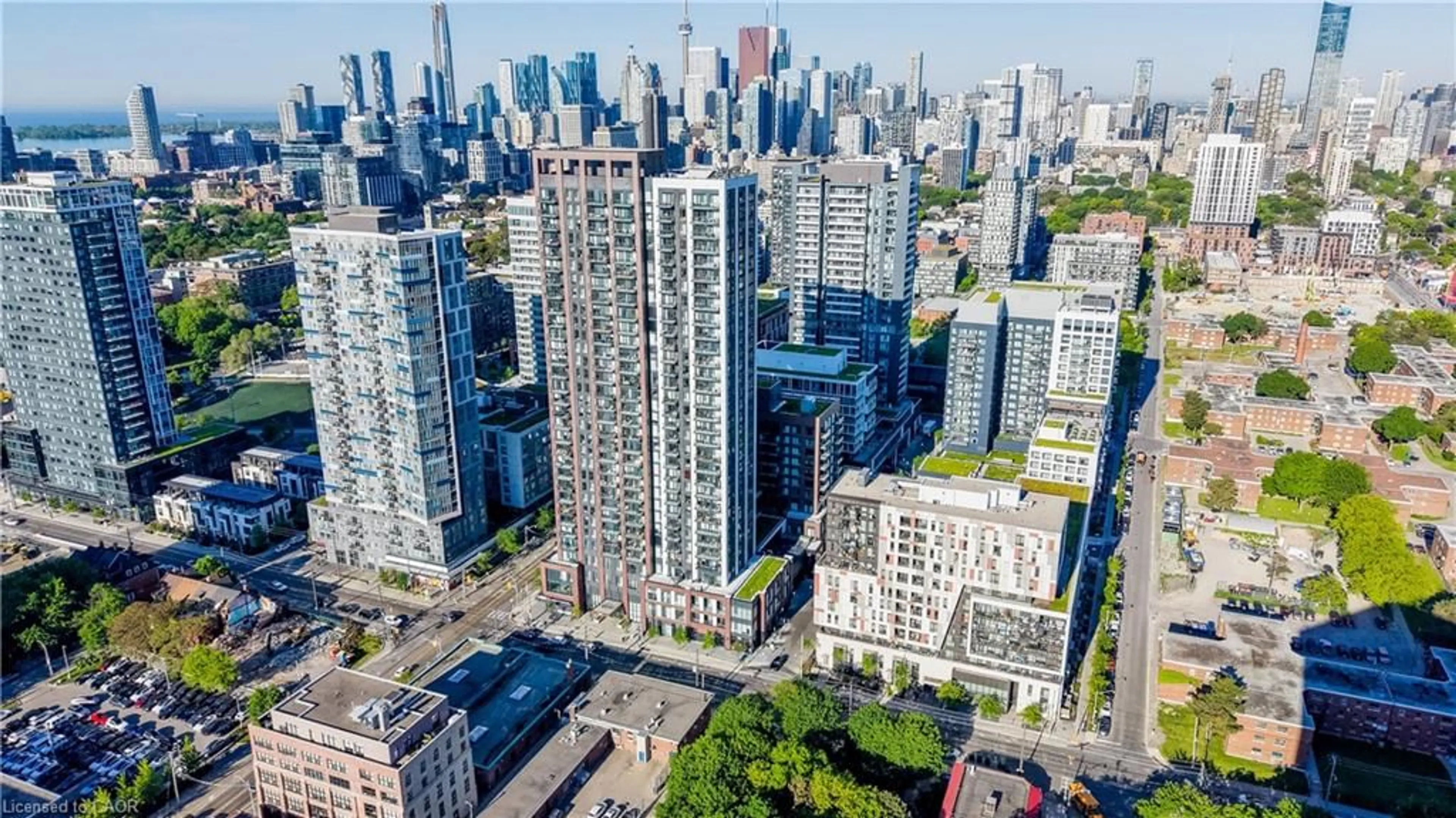 A pic from outside/outdoor area/front of a property/back of a property/a pic from drone, city buildings view from balcony for 130 River St #2904, Toronto Ontario M5A 0R8