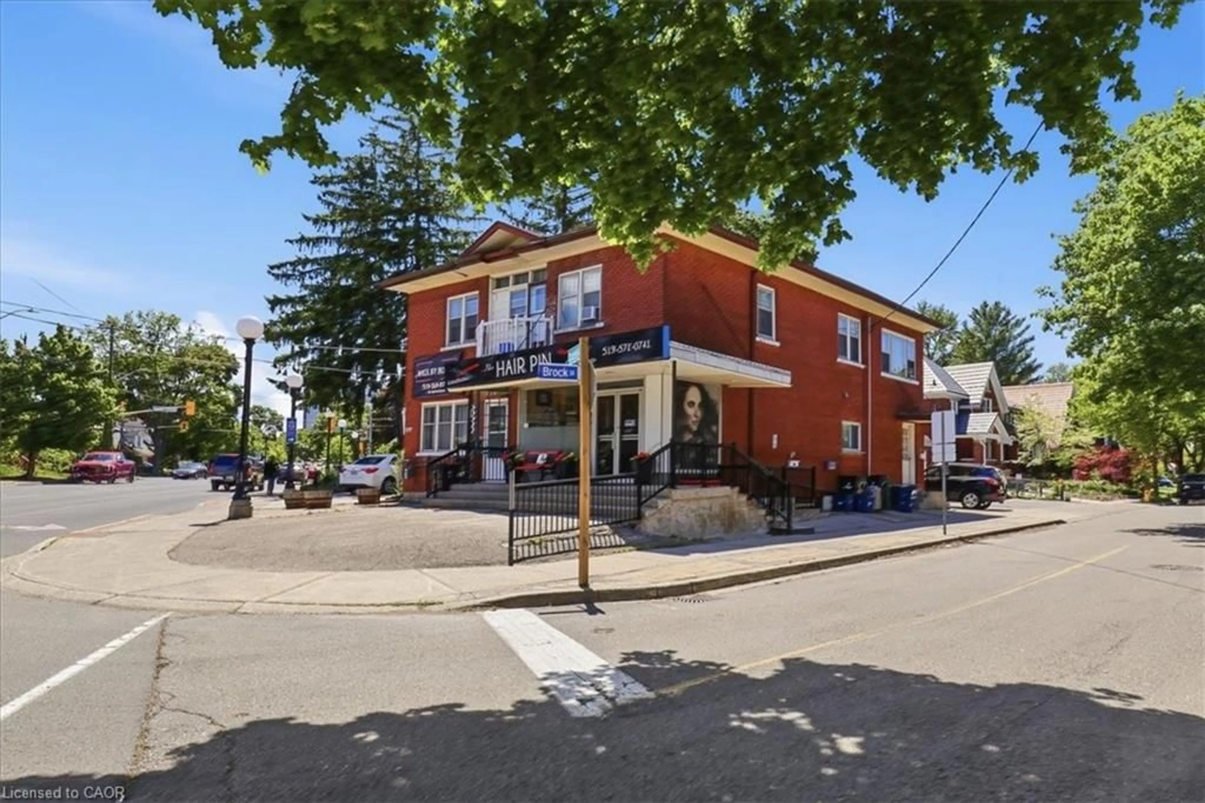 Patio, street for 744 Queen St, Kitchener Ontario N2M 1A4