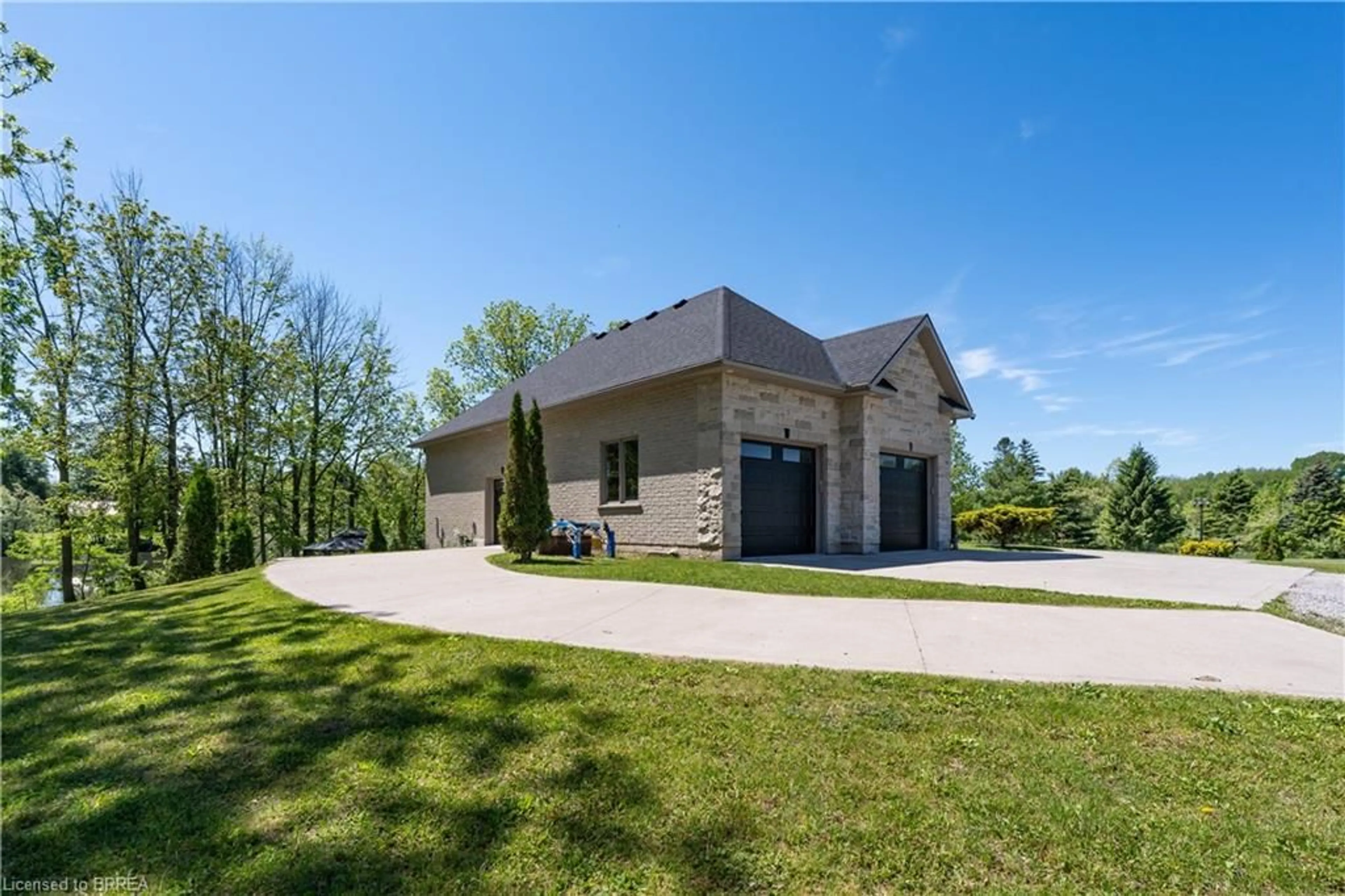 Unknown for 136-160 Mechanic St, Waterford Ontario N0E 1Y0