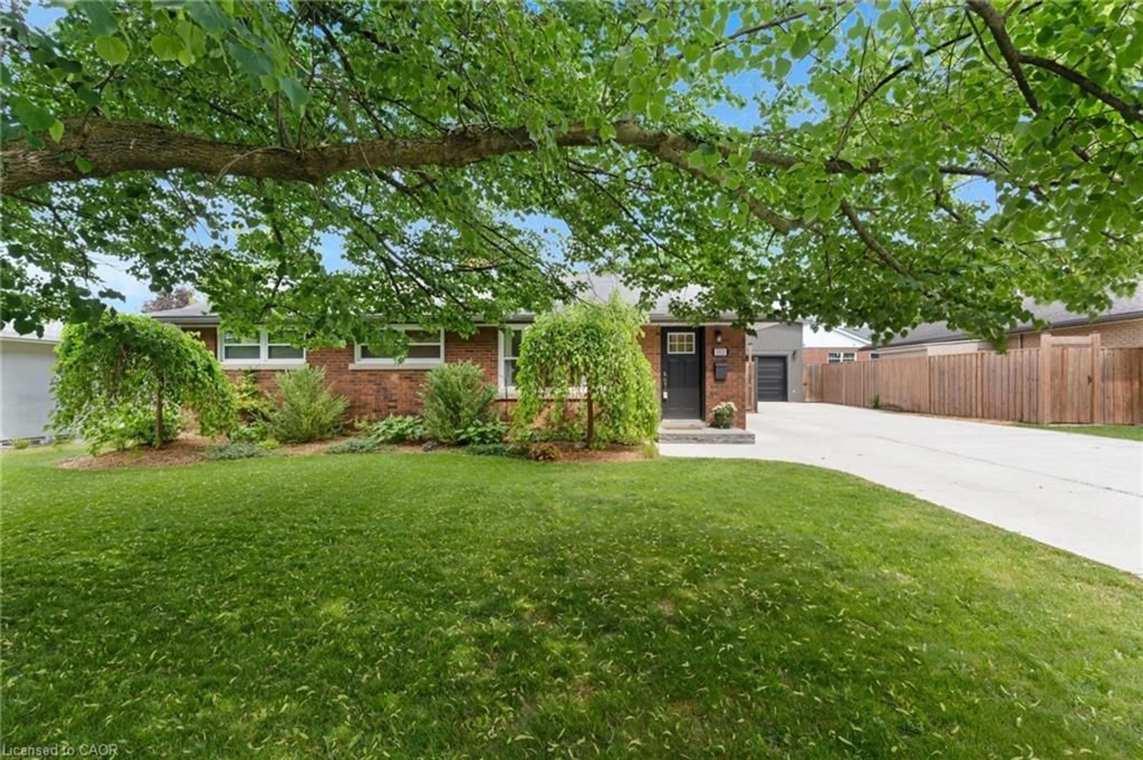 Home with brick exterior material, street for 1023 Rose St, Cambridge Ontario N3H 2G5