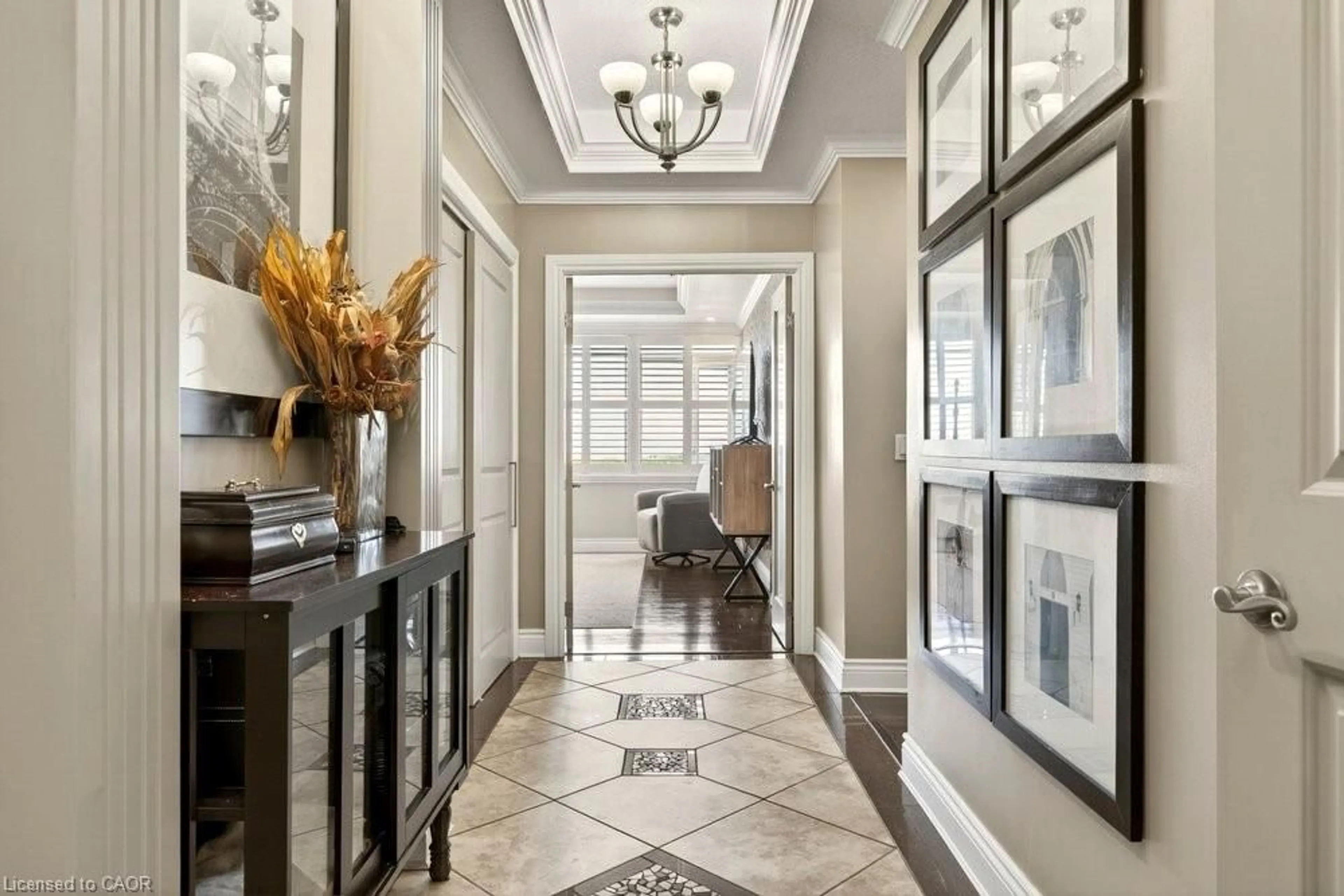 Indoor entryway for 30 Harrisford St #1107, Hamilton Ontario L8K 6M9