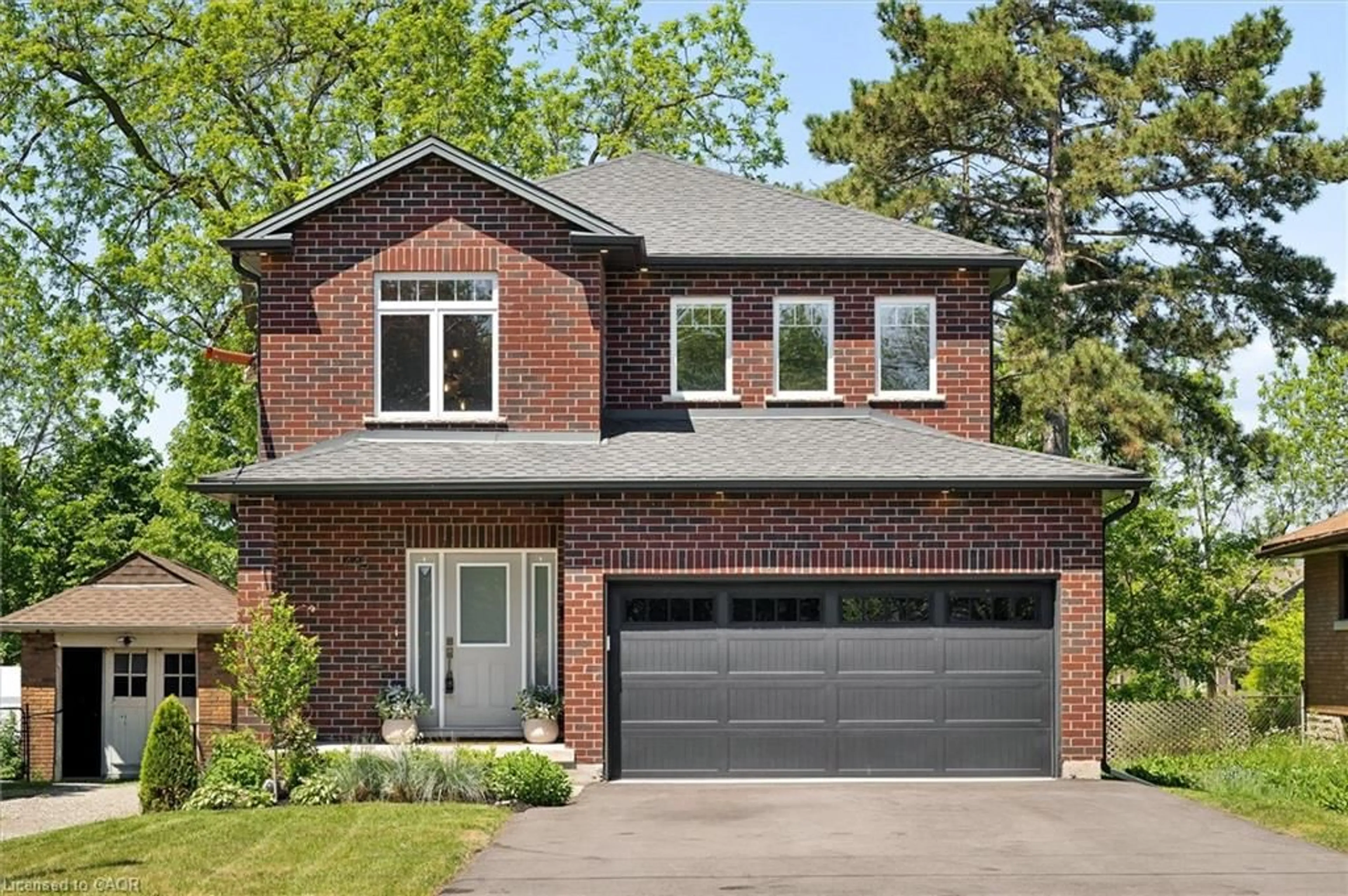 Home with brick exterior material, street for 445 Garden St, Cambridge Ontario N3H 4E1