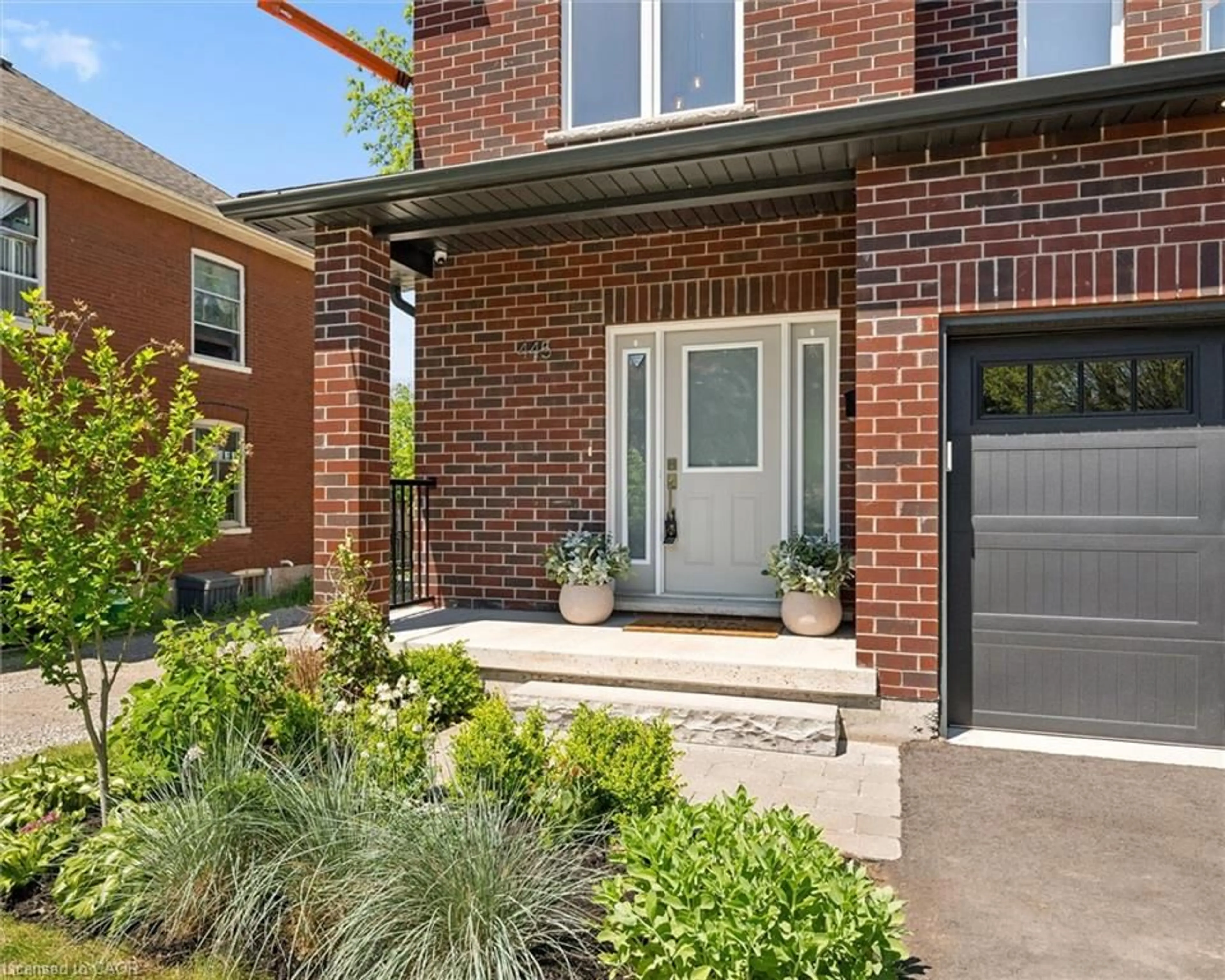 Home with brick exterior material, street for 445 Garden St, Cambridge Ontario N3H 4E1