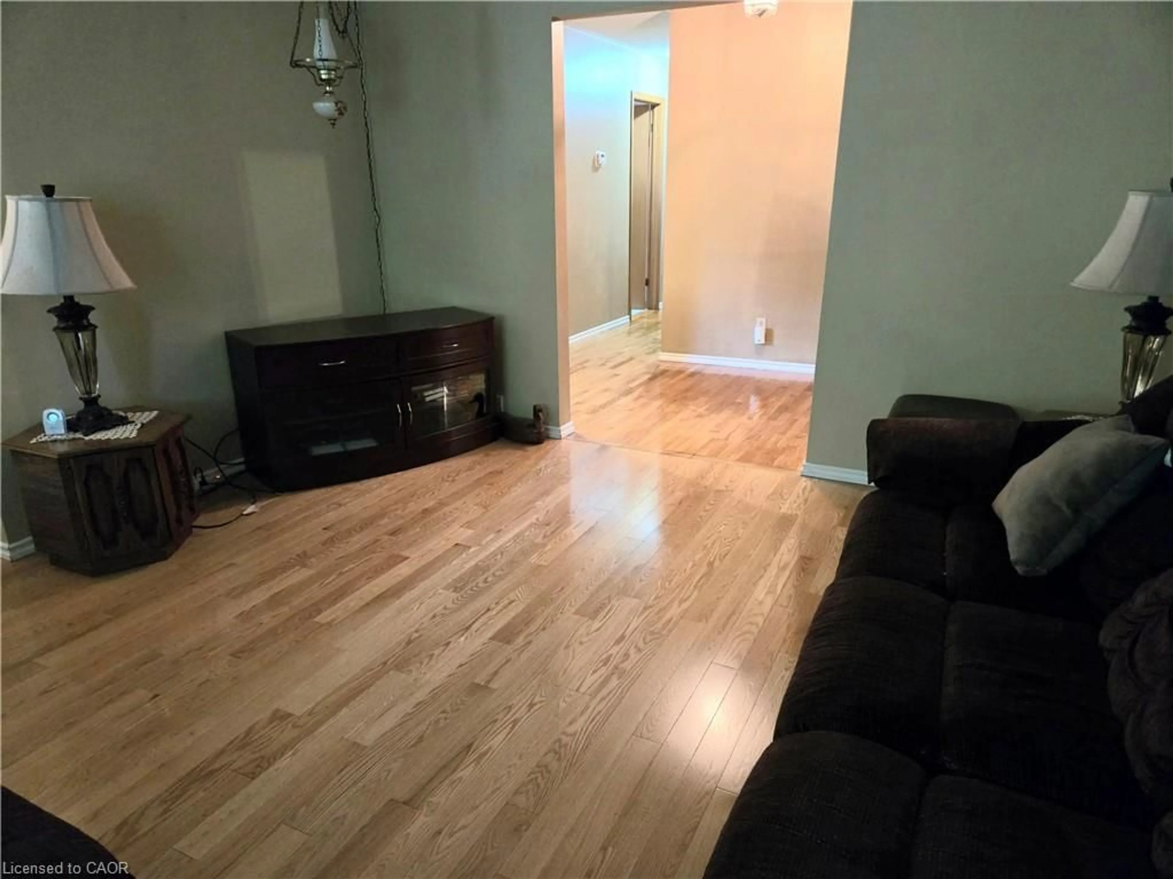 A pic of a room for 16 Stephens Crt, Simcoe Ontario N3Y 4P3