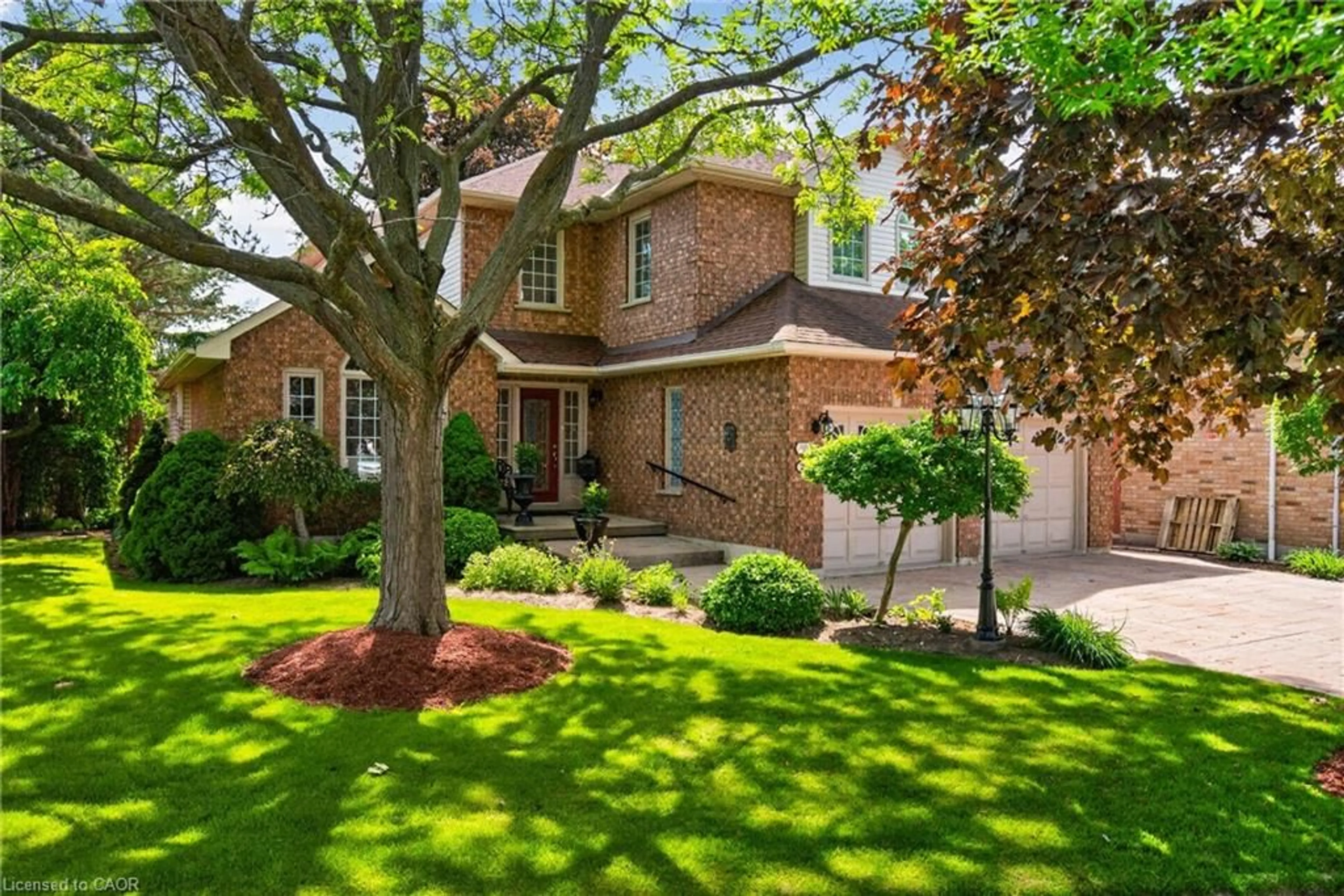 Home with brick exterior material, street for 21 Fern Ave, Waterdown Ontario L0R 2H0
