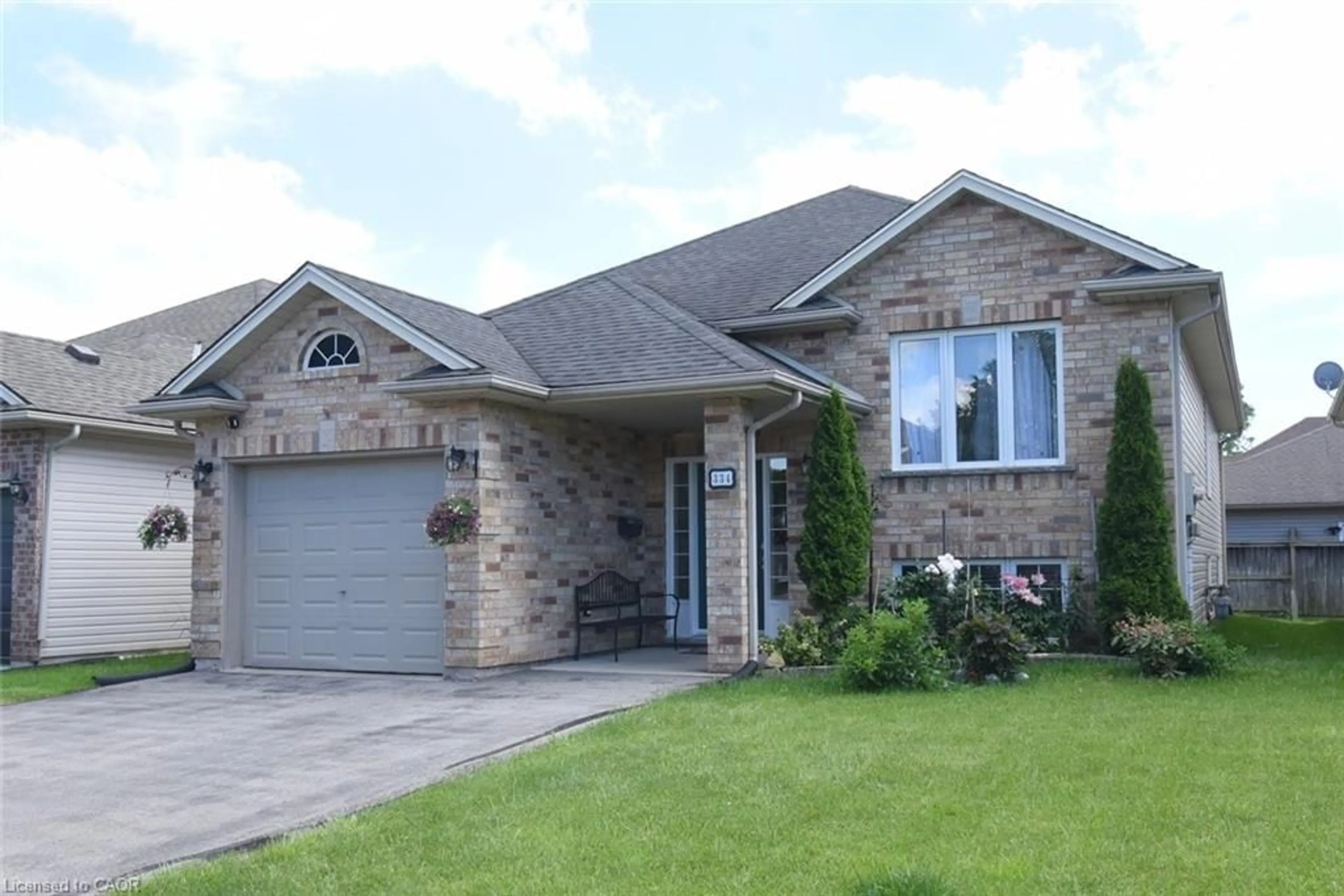 Home with brick exterior material, street for 334 St. Lawrence Dr, Welland Ontario L3C 7H7