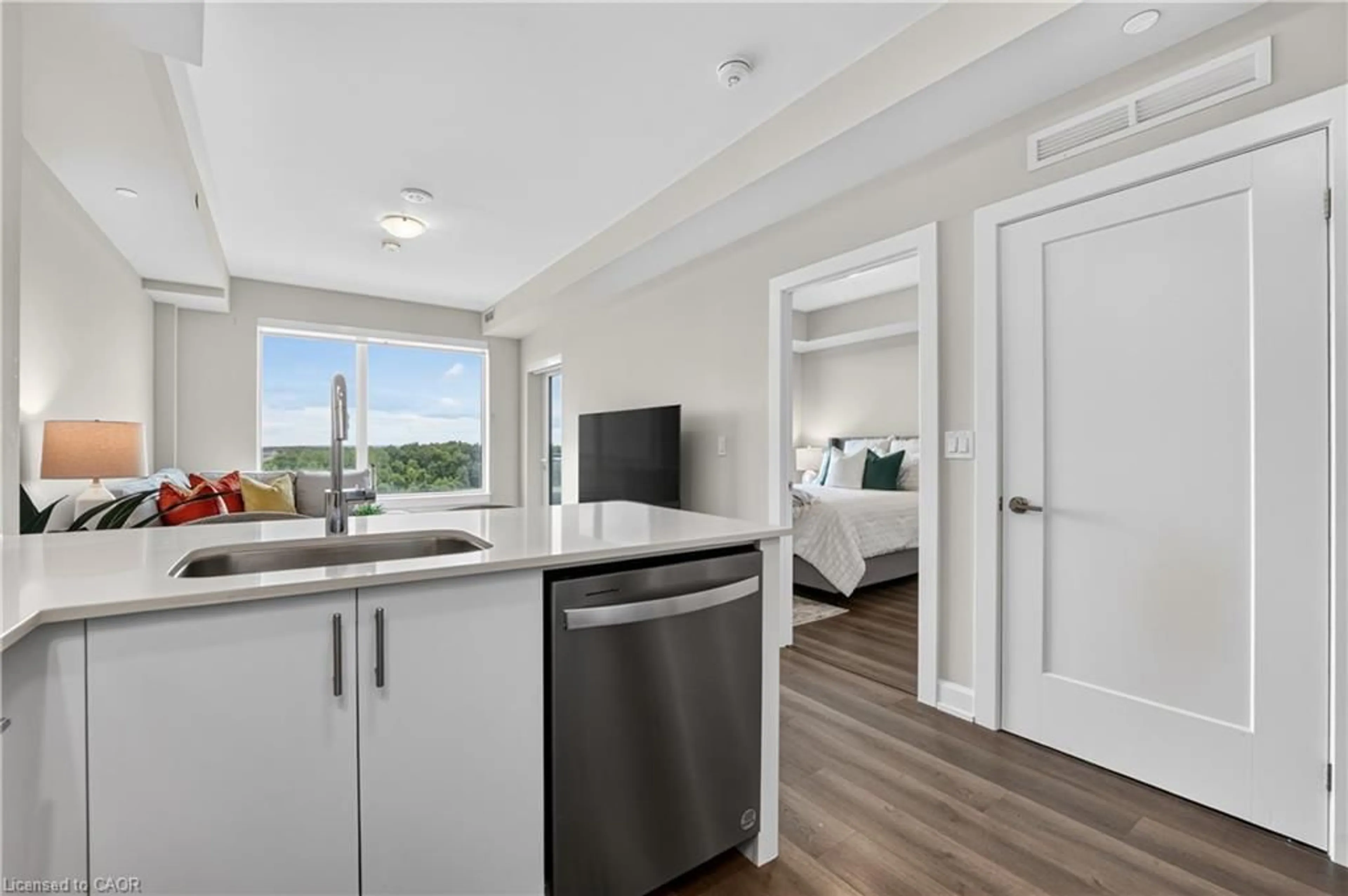 Open concept kitchen, unknown for 3200 William Coltson Ave #622, Oakville Ontario L6H 7W6
