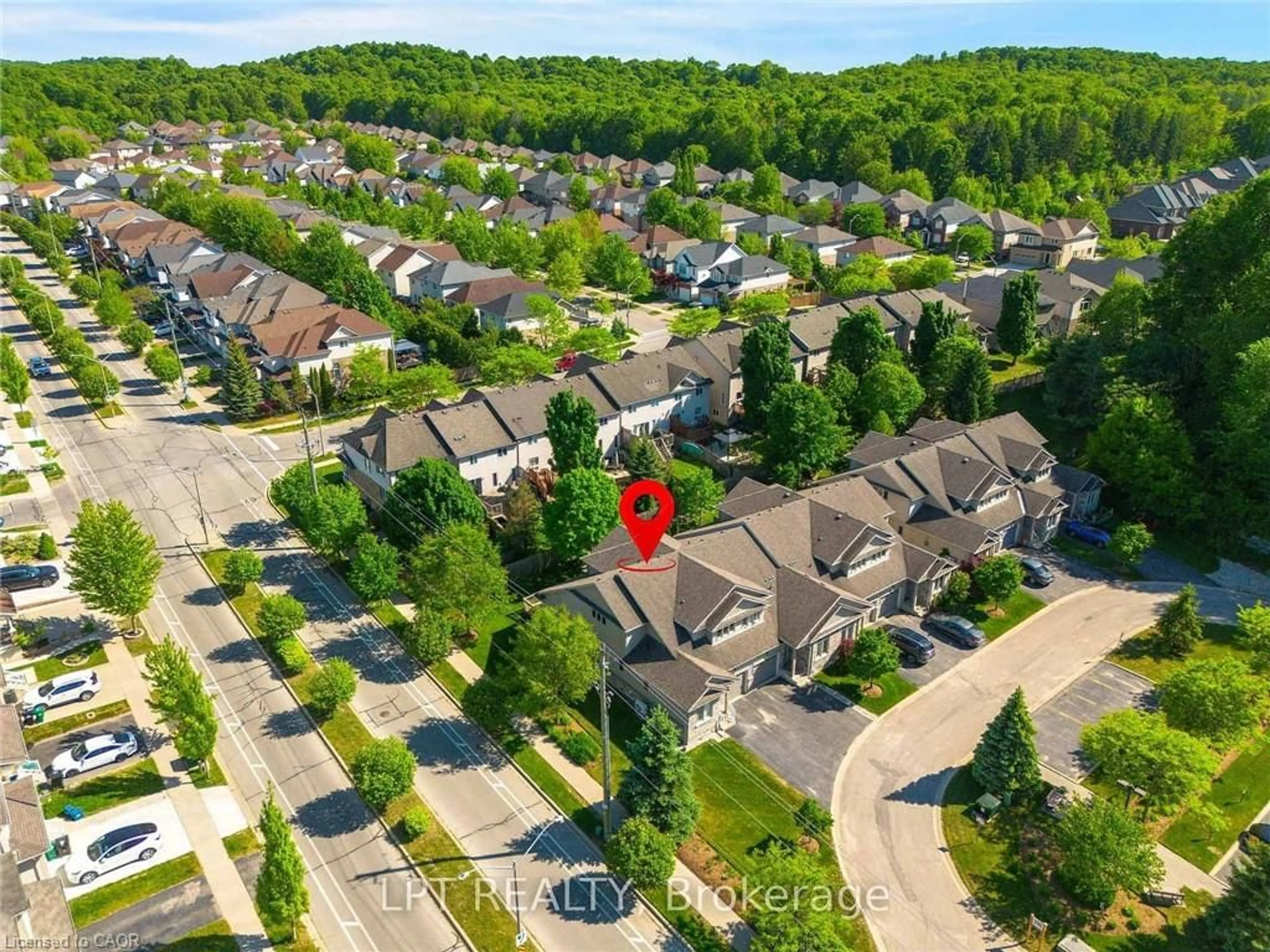 A pic from outside/outdoor area/front of a property/back of a property/a pic from drone, street for 795 Laurelwood Dr #C13, Waterloo Ontario N2V 0A3