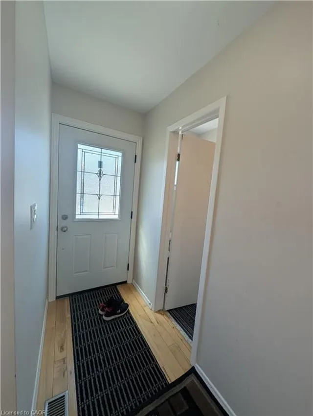 27 Addington St #7, Loyalist Township 5