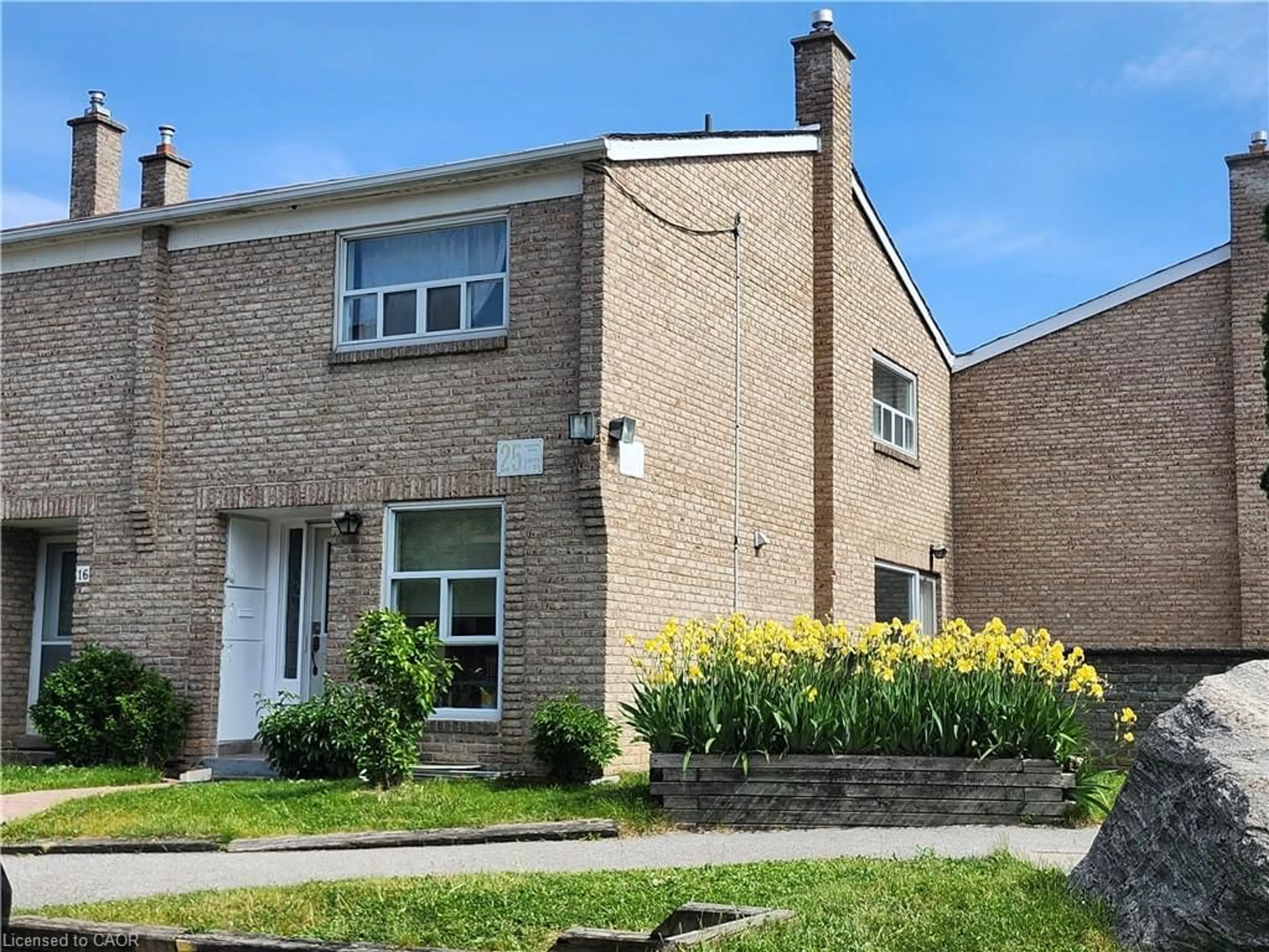 Unknown for 25 Gosford Blvd #15, Toronto Ontario M3N 2G7