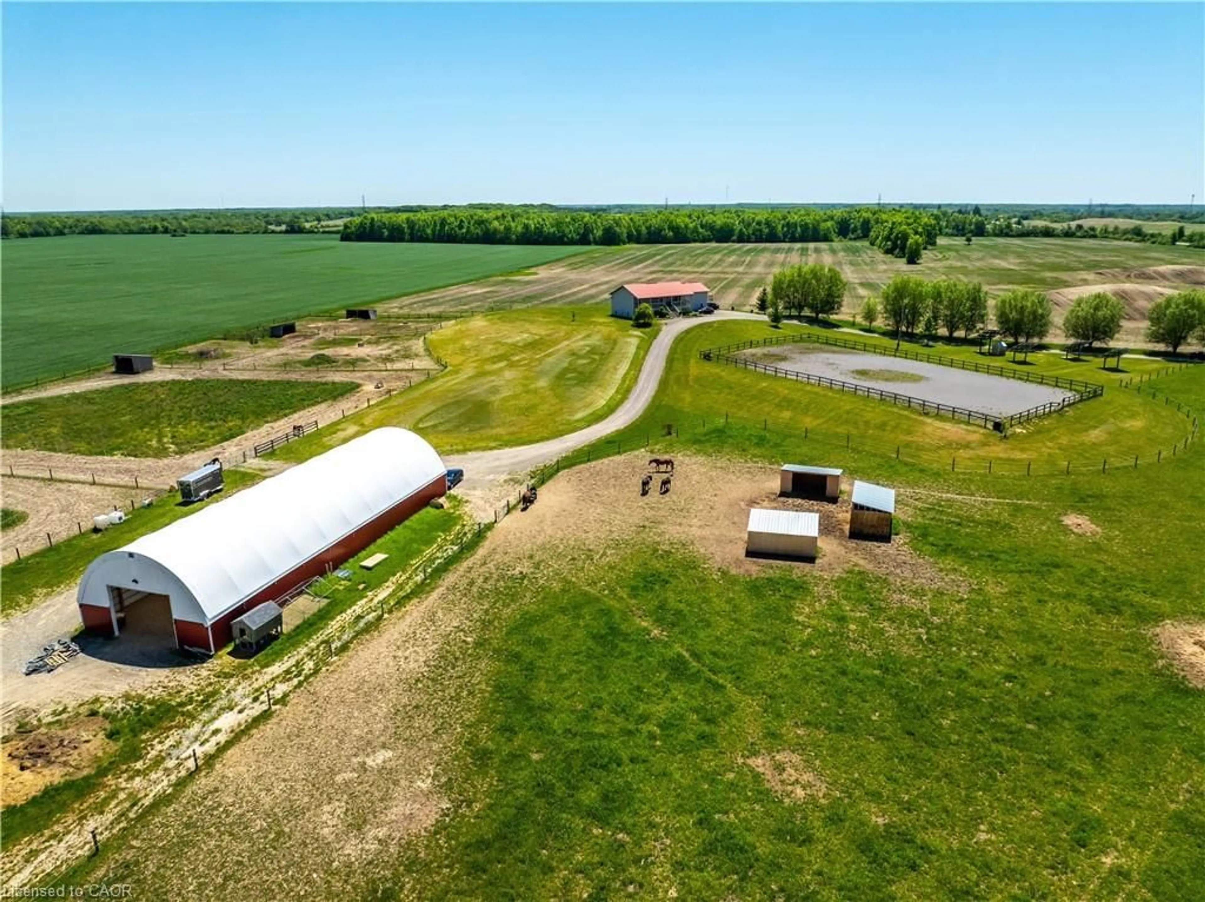 A pic from outside/outdoor area/front of a property/back of a property/a pic from drone, unknown for 174 Painter Rd, Onondaga Ontario N3W 2G9