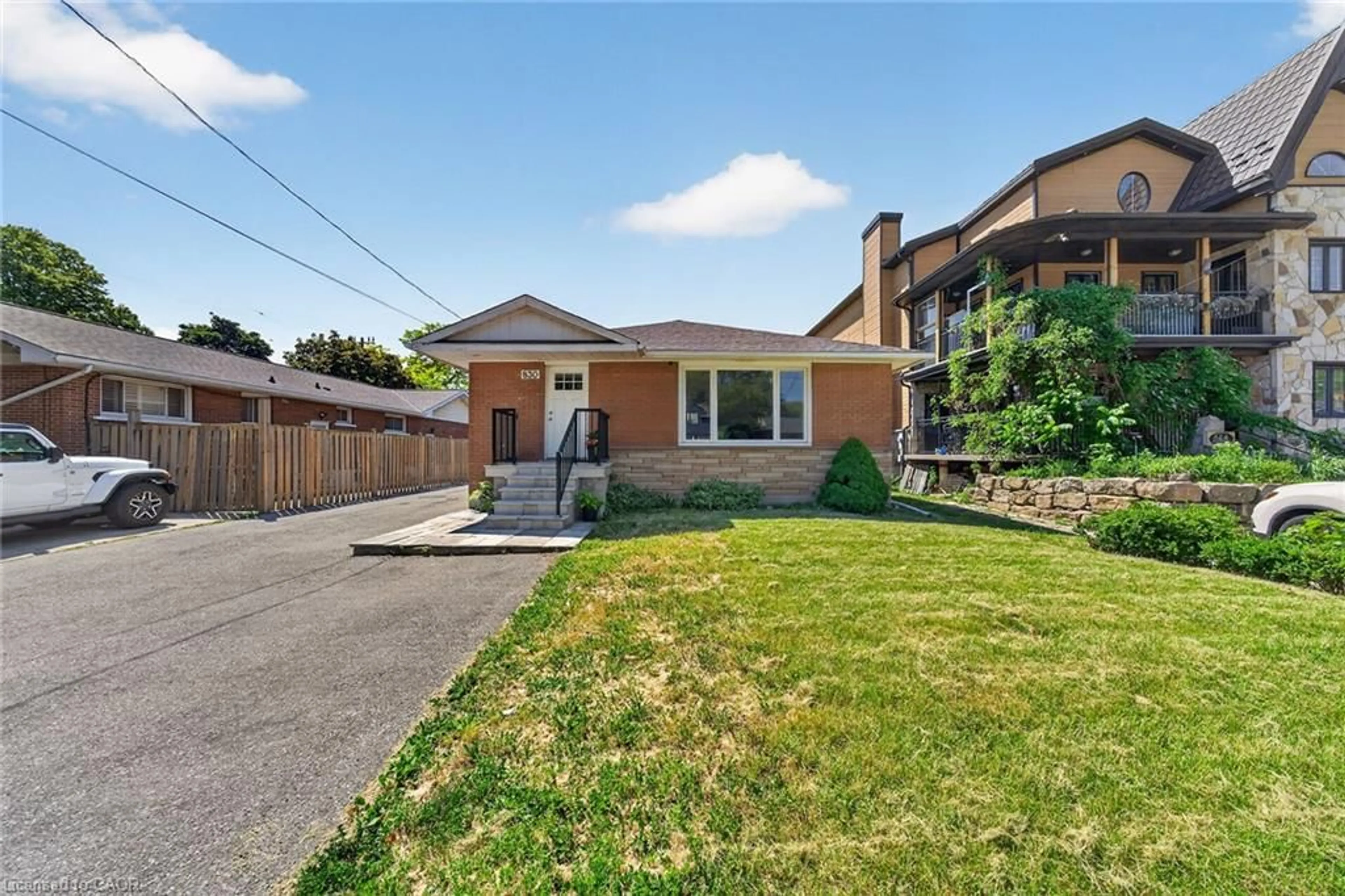 Home with brick exterior material, street for 830 Garth St, Hamilton Ontario L9C 4K5